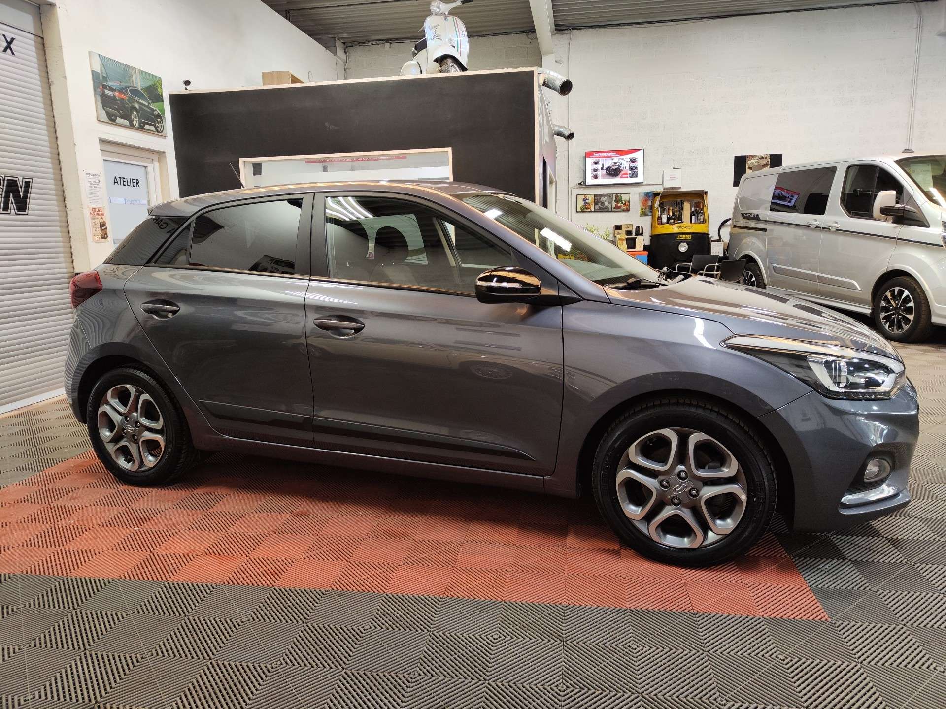 Hyundai i20 i20 1.0 T-GDi Twist DCT // garantie 12 mois //