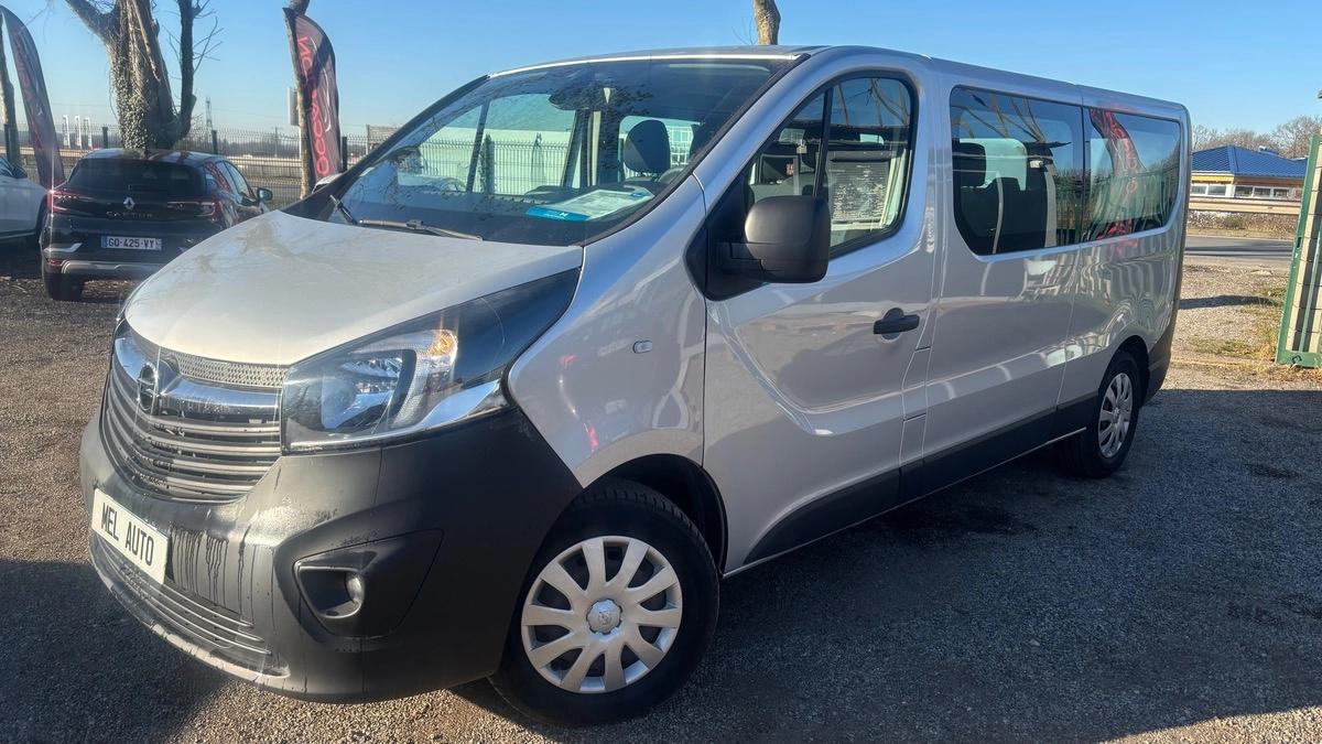 Opel Vivaro combi 9 places 1.6 CDTI 120cv BVM6 BI TURBO ! L2 Bon état général