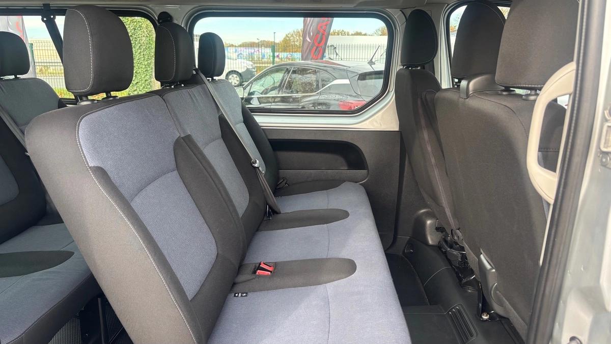 Opel Vivaro combi 9 places 1.6 CDTI 120cv BVM6 BI TURBO ! L2 Bon état général