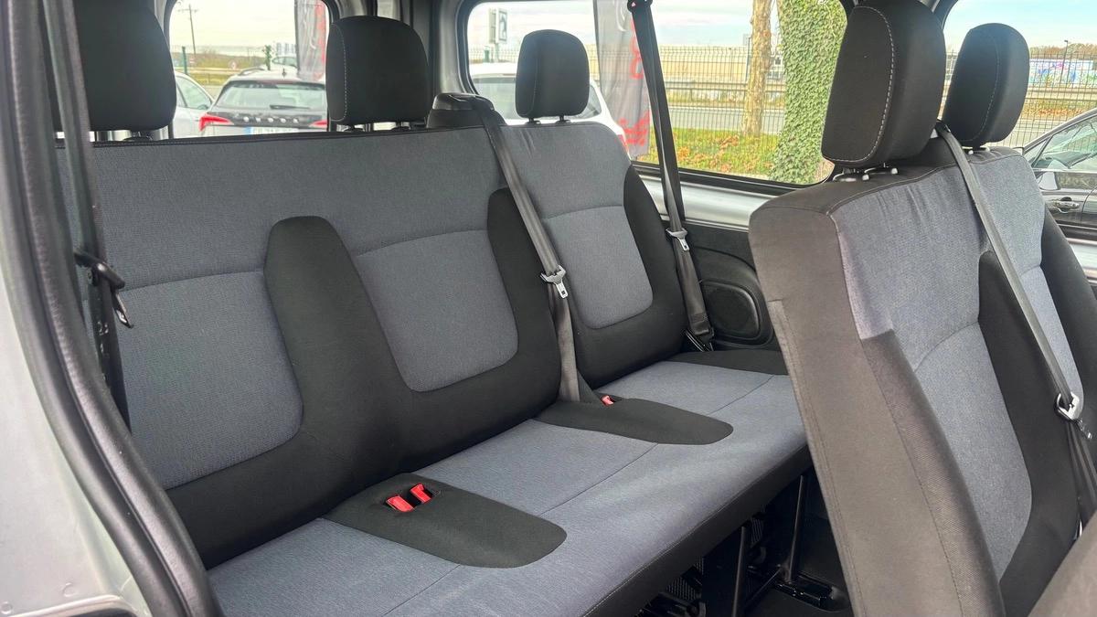 Opel Vivaro combi 9 places 1.6 CDTI 120cv BVM6 BI TURBO ! L2 Bon état général