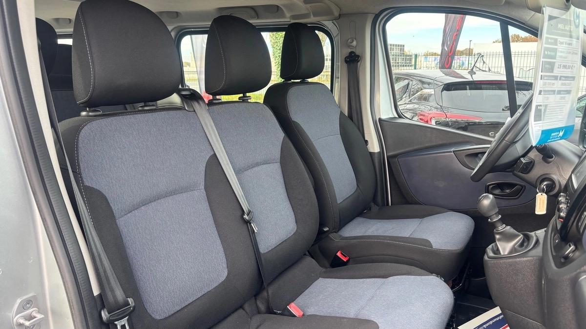 Opel Vivaro combi 9 places 1.6 CDTI 120cv BVM6 BI TURBO ! L2 Bon état général