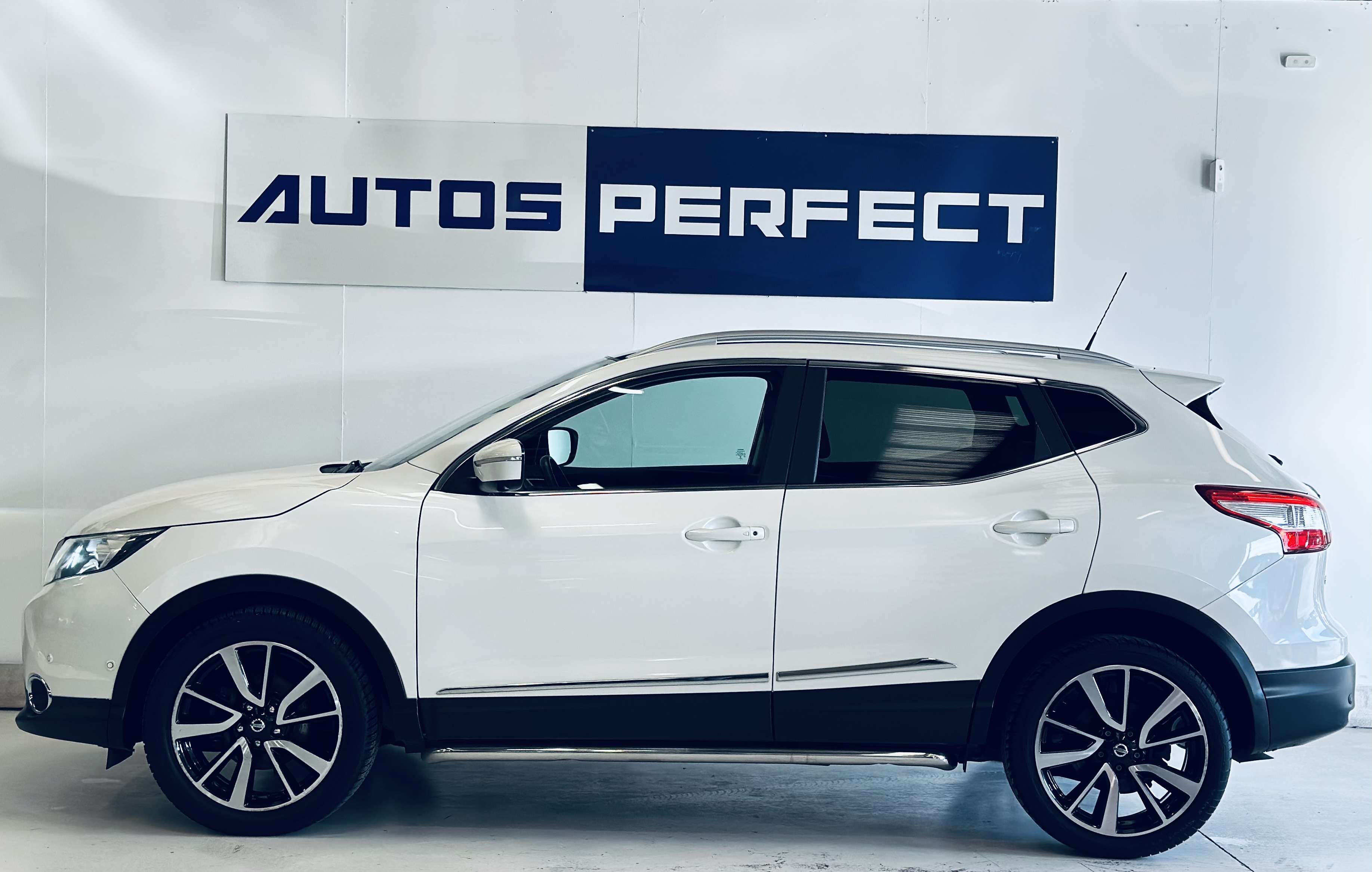 Nissan Qashqai Qashqai 1.6dci BOITE AUTO CAMERA NAVI PANO CRUISE
