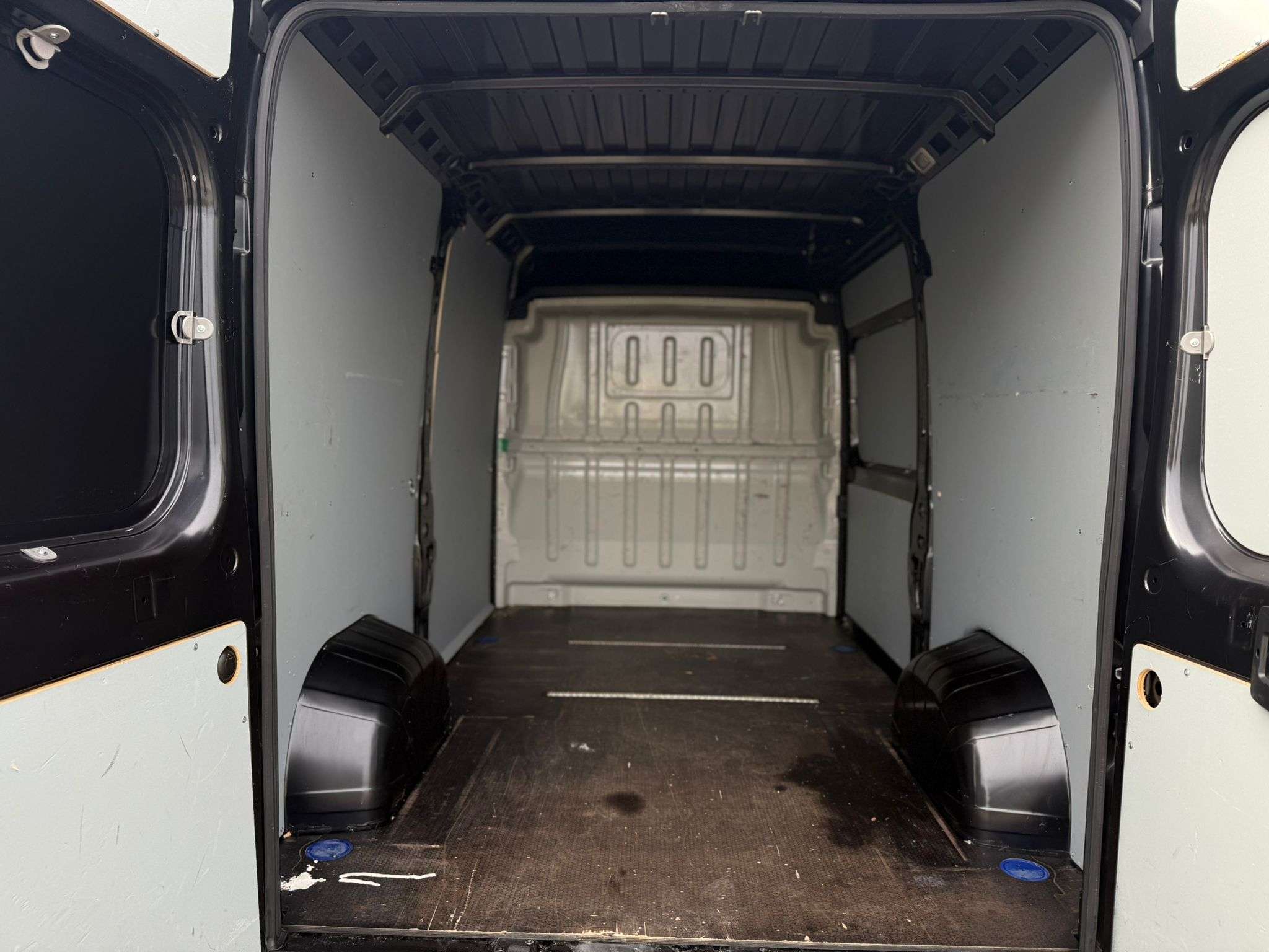 Peugeot Boxer 2.2 HDI 165CV UTILITAIRE GPS CAMERA