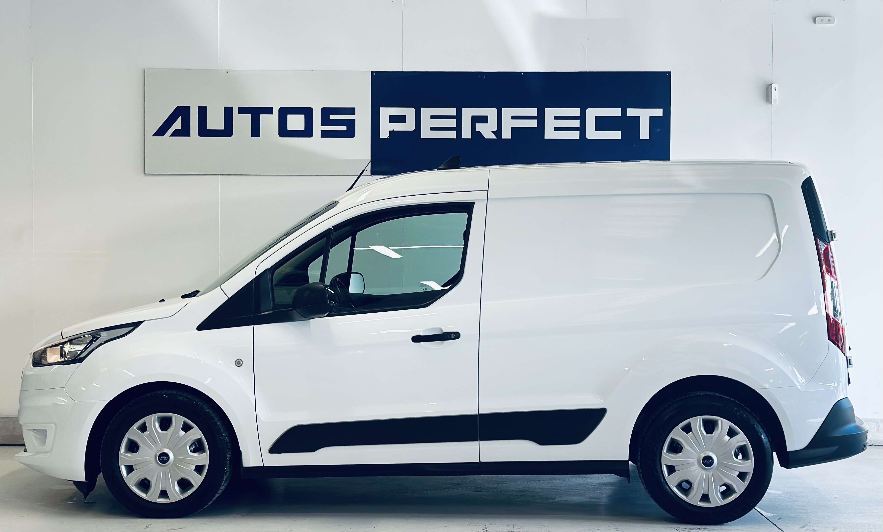 Ford Transit Connect 1.0 *34.268KM* 3 PLACES PDC CLIM LIM BLUETOOTH