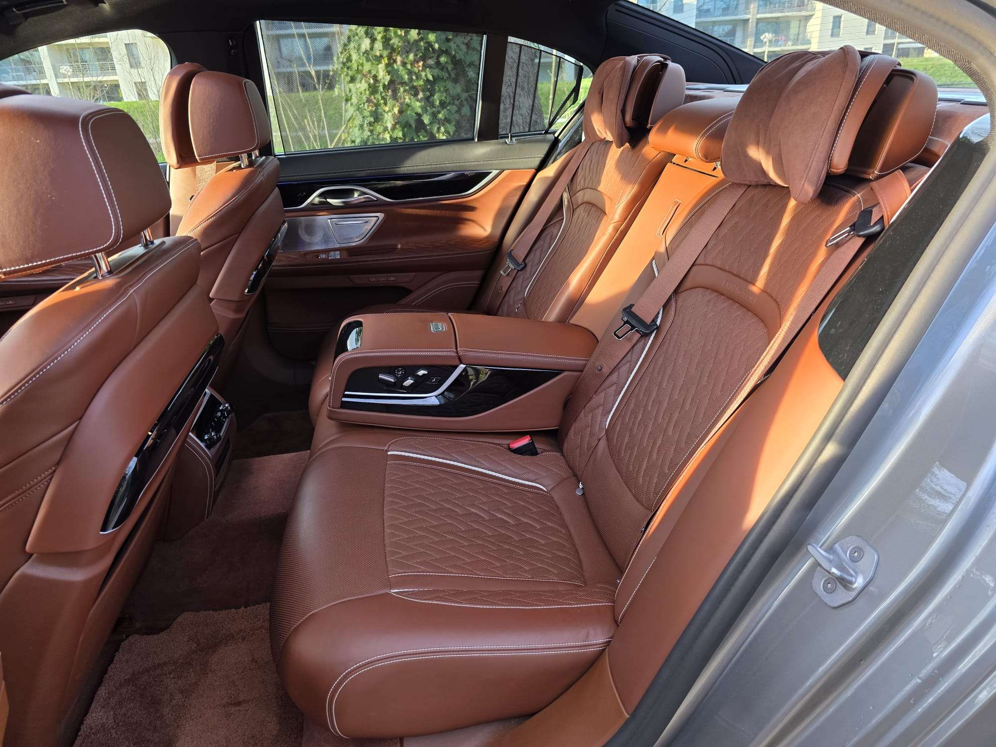 BMW 745 745eAS PHEV OPF - Full Option