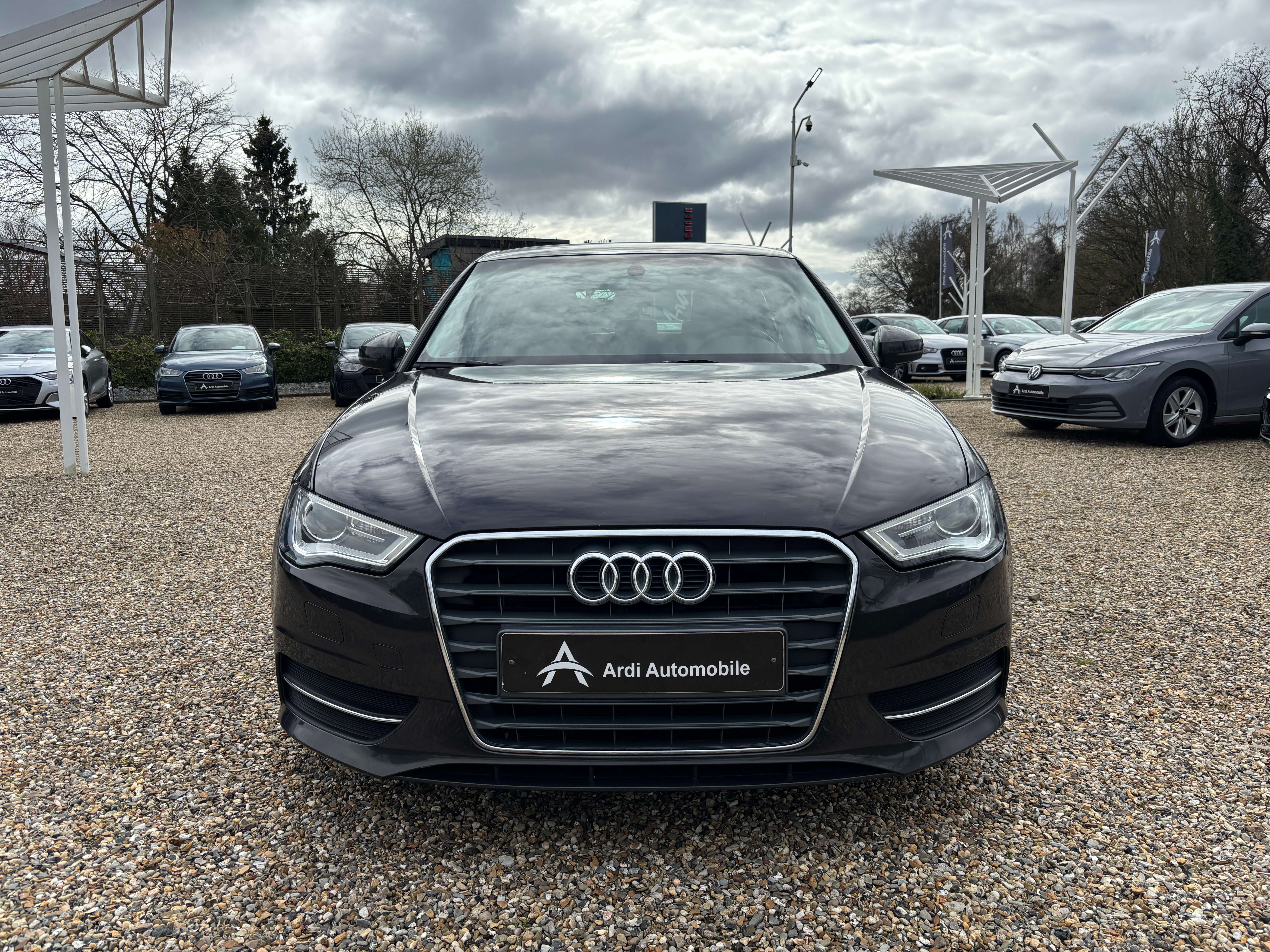 Audi A3 Sportback 1.6 TDi *SIEGE CHAUFF*XENON*GARANTIE*