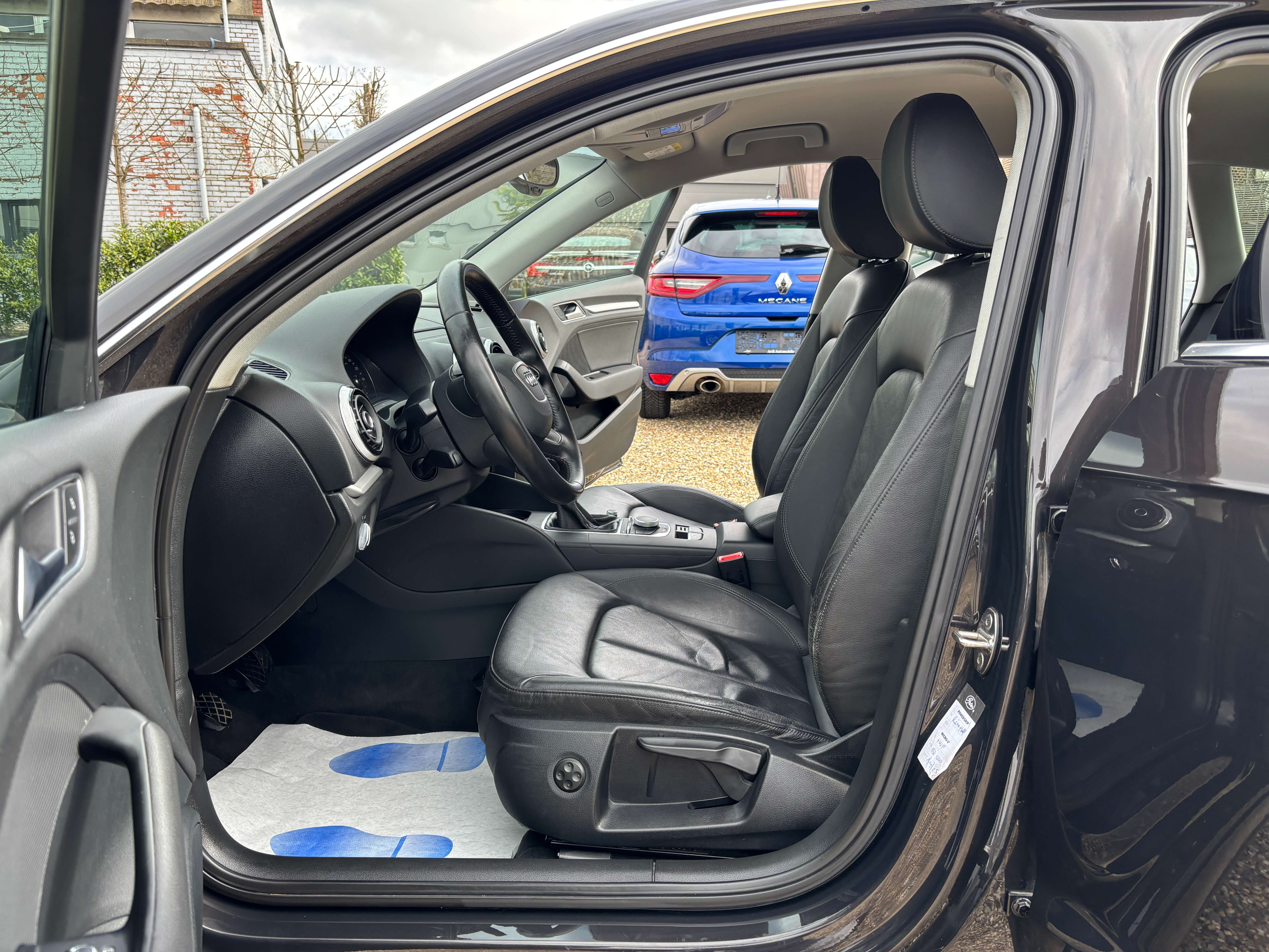 Audi A3 Sportback 1.6 TDi *SIEGE CHAUFF*XENON*GARANTIE*