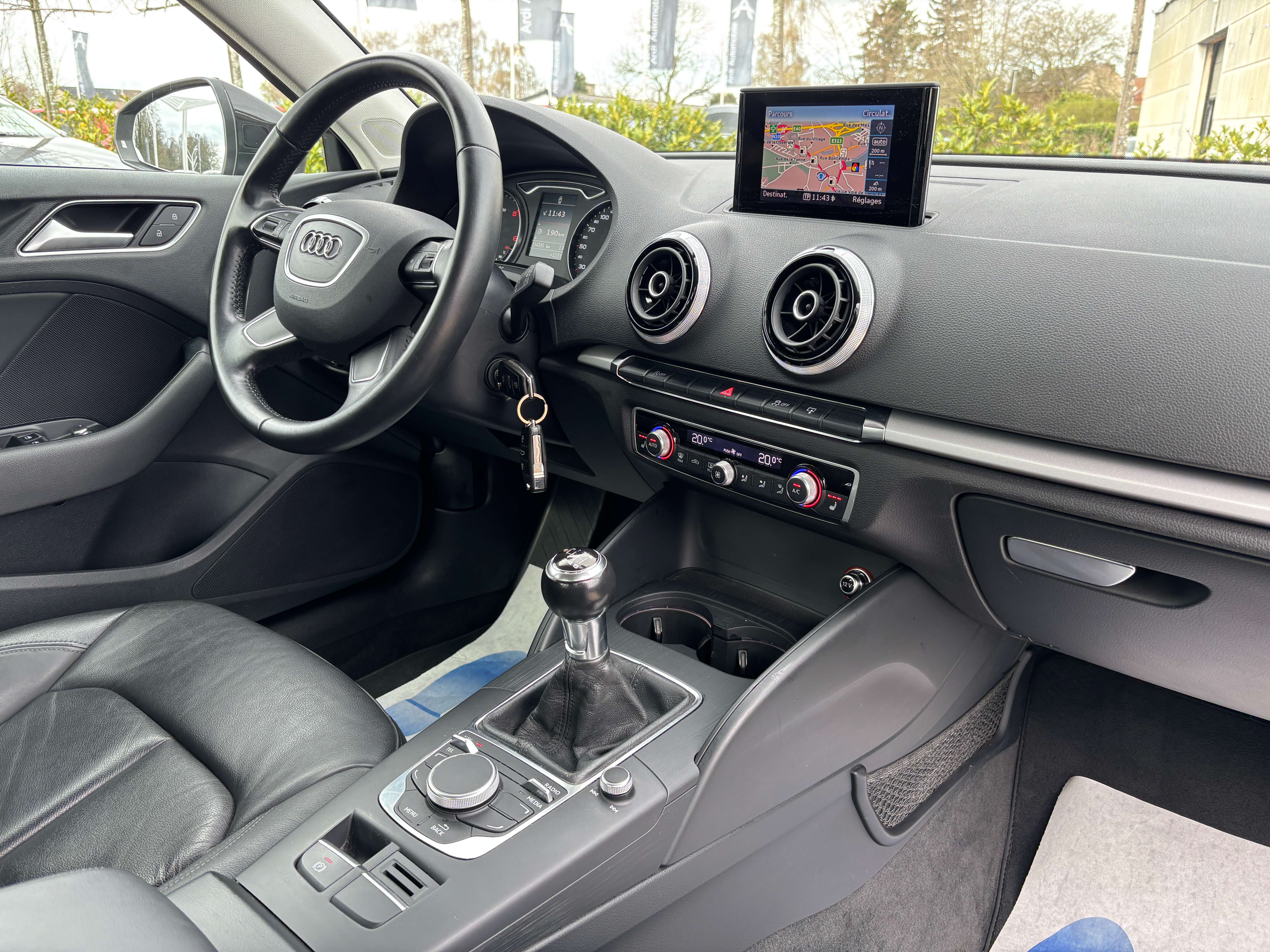 Audi A3 Sportback 1.6 TDi *SIEGE CHAUFF*XENON*GARANTIE*
