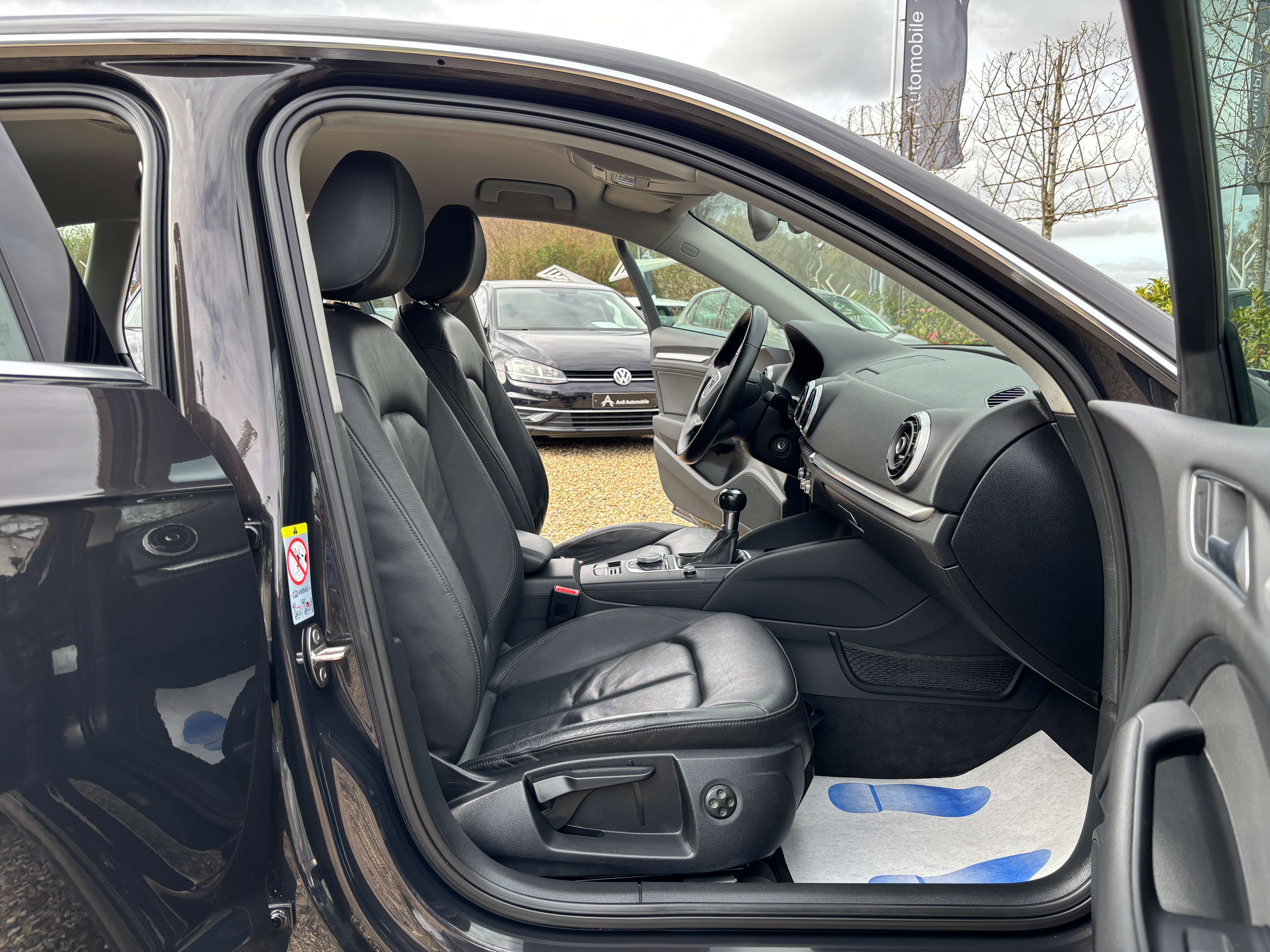 Audi A3 Sportback 1.6 TDi *SIEGE CHAUFF*XENON*GARANTIE*