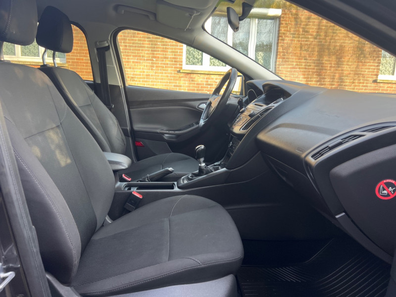 Ford FOCUS 1.0 ESS 125CH TREND * 72.000KM * 2016 * 1ERE MAIN