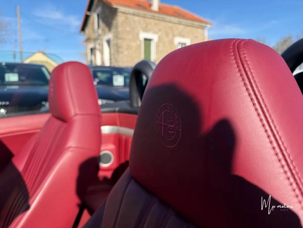 Alfa Romeo Spider Brera 3.2 JTS 260 Q4 / SUIVI GARANTIE 12 /36 MOIS