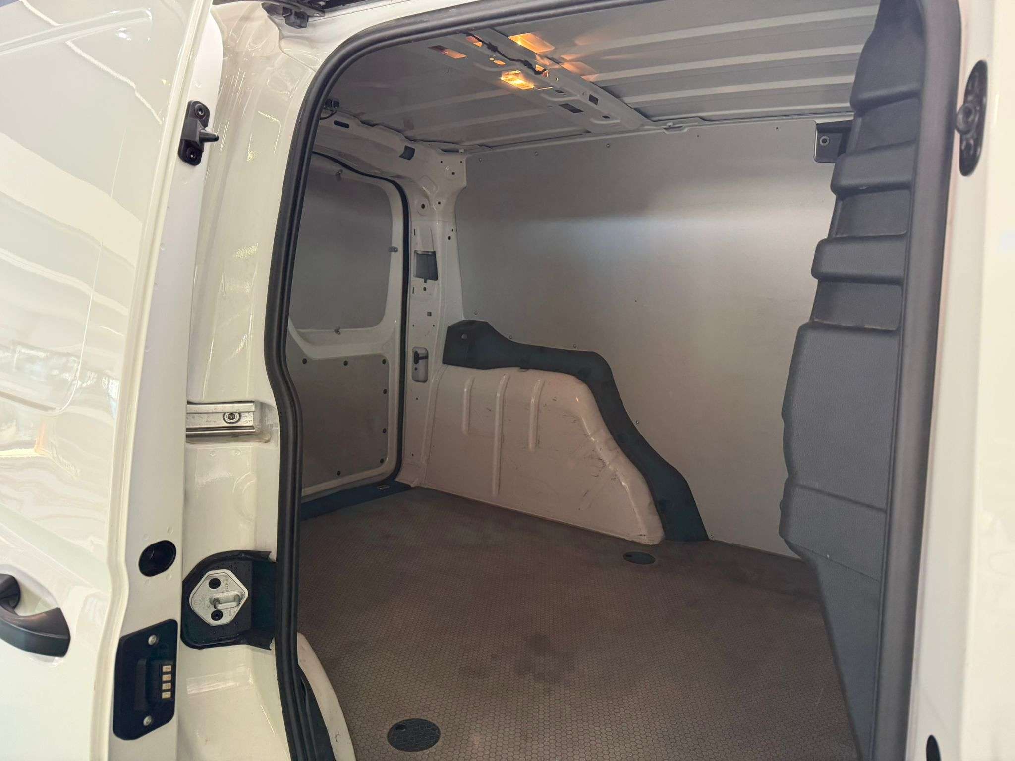 Volkswagen Caddy 2.0 TDi