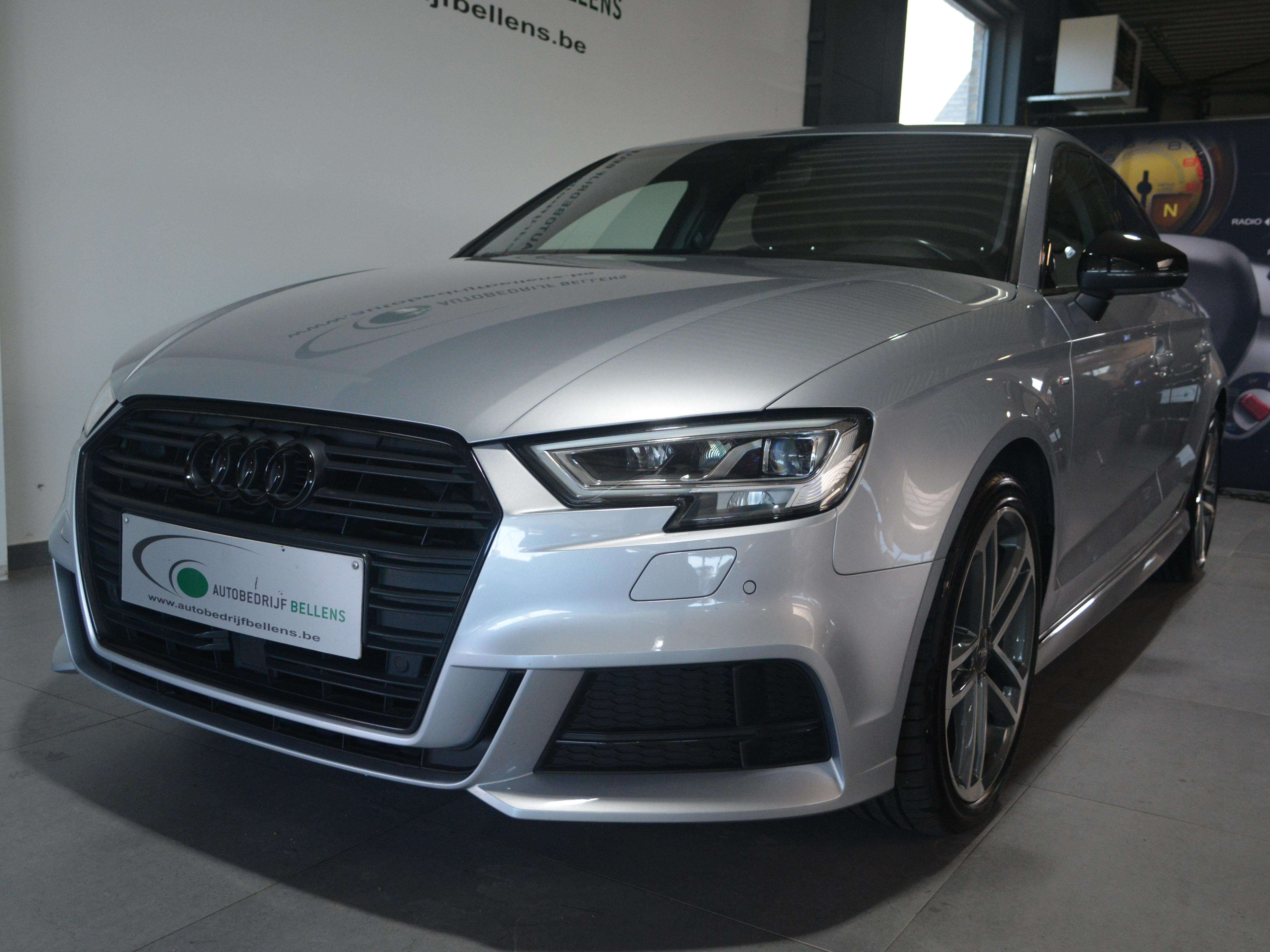 Audi A3 A3 1.0 TFSI S-LINE / S tronic / LIMOUSINE / NAVI