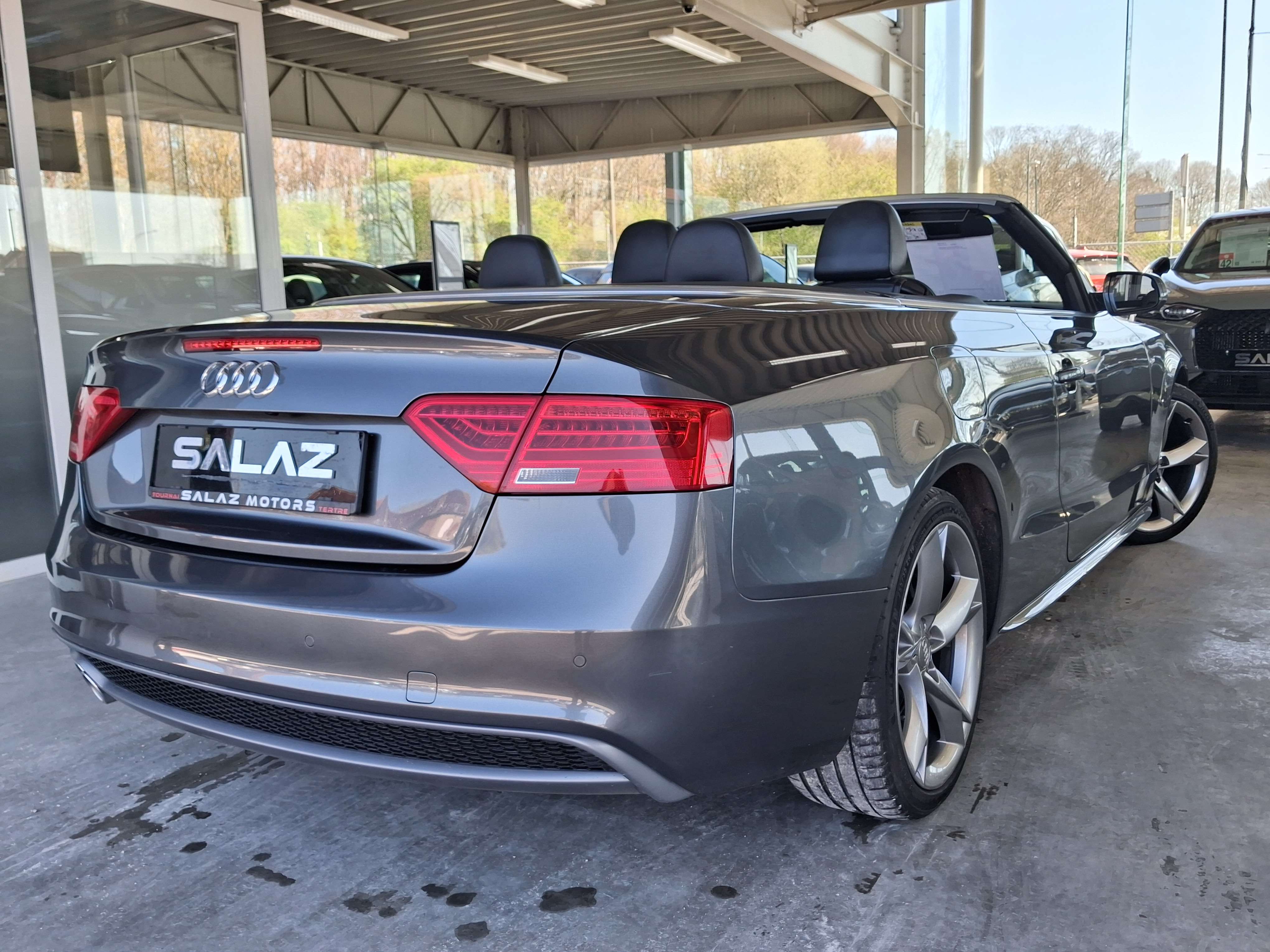 Audi A5 A5 Cabriolet 2.0 TDi S line DPF/CUIR CHAUFF/NAVI