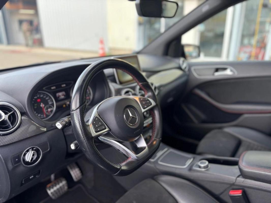 Mercedes-Benz Classe B 2.2 200 CDI 135 cv FASCINATION AMG - TOIT OUVRANT SEMI-CUIR CLIMATISATION