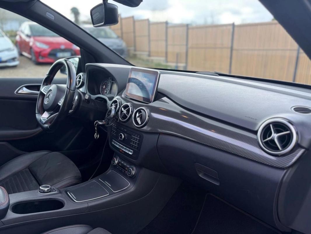 Mercedes-Benz Classe B 2.2 200 CDI 135 cv FASCINATION AMG - TOIT OUVRANT SEMI-CUIR CLIMATISATION