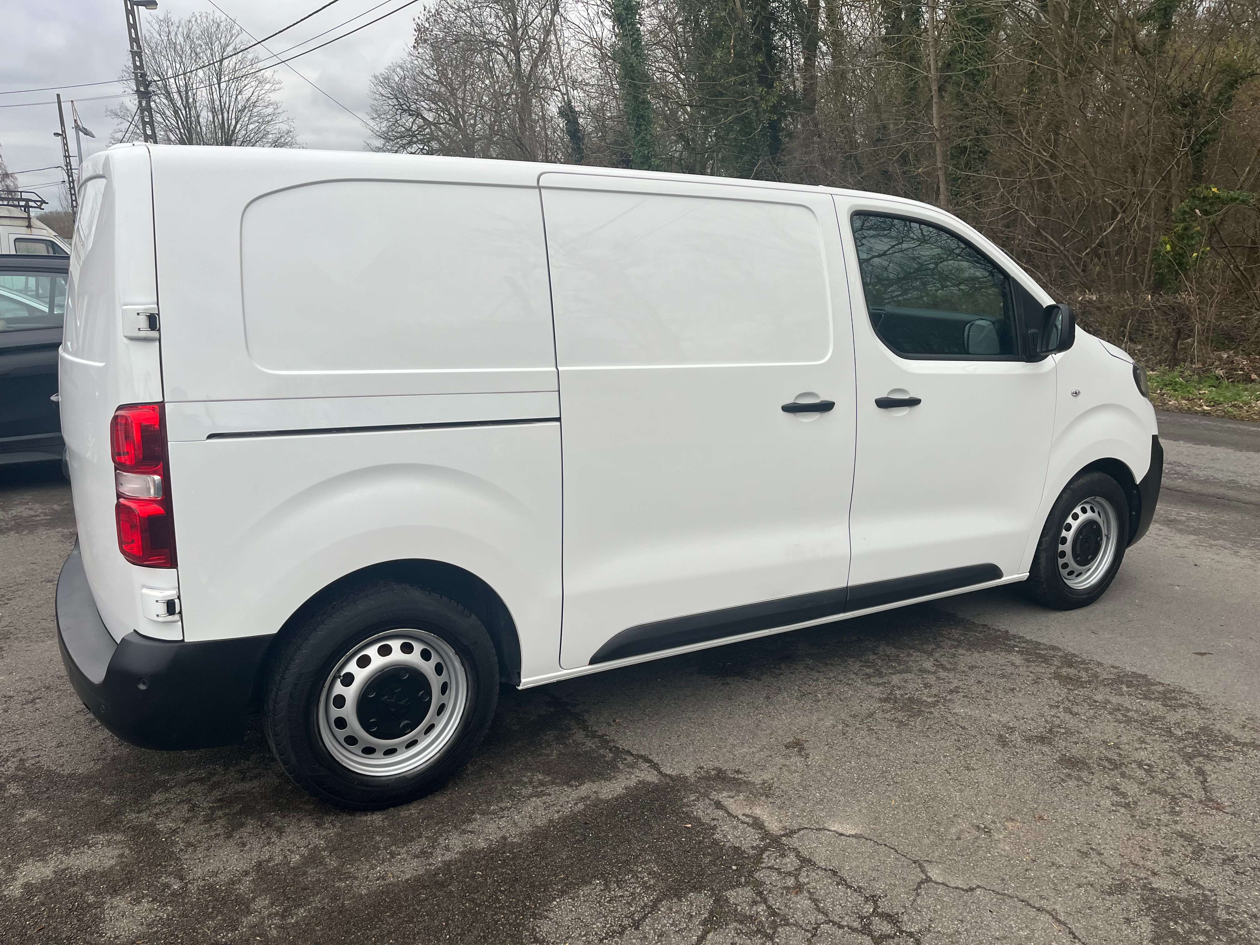 Peugeot Expert 1.5 AIRCO NAVI+11983€+BTW/TVA