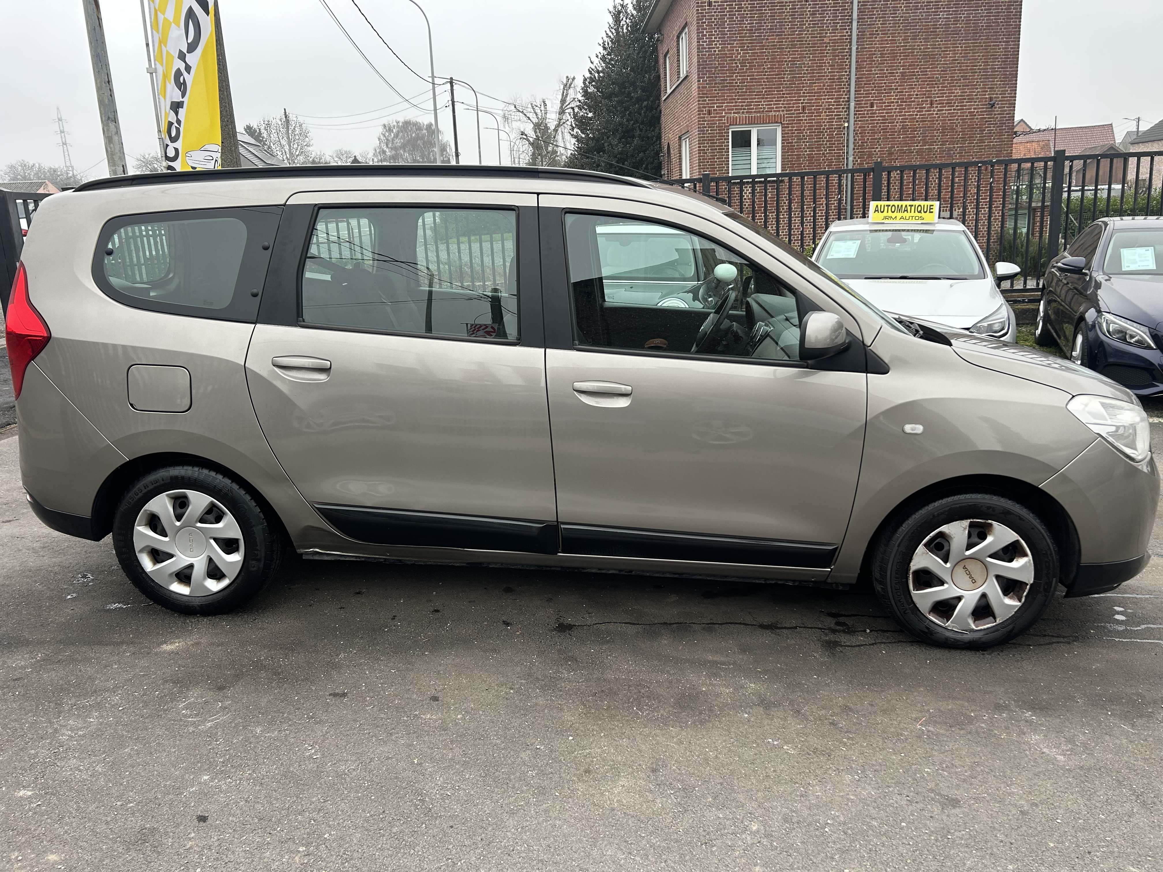 Dacia Lodgy 1.5dCi 1er proprio 7 PLACES***CLIM/GPS/CAPTEURS***