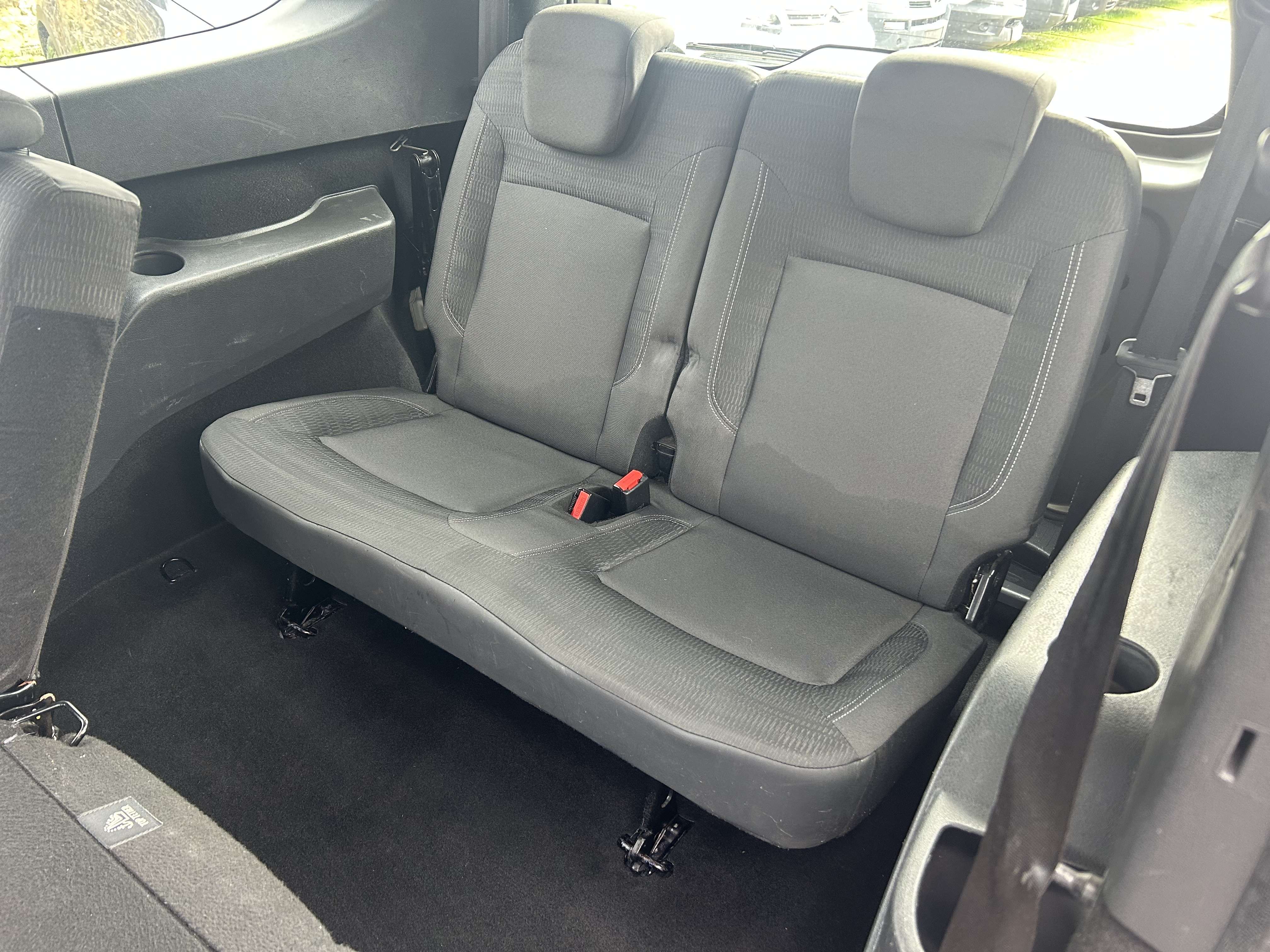 Dacia Lodgy 1.5dCi 1er proprio 7 PLACES***CLIM/GPS/CAPTEURS***