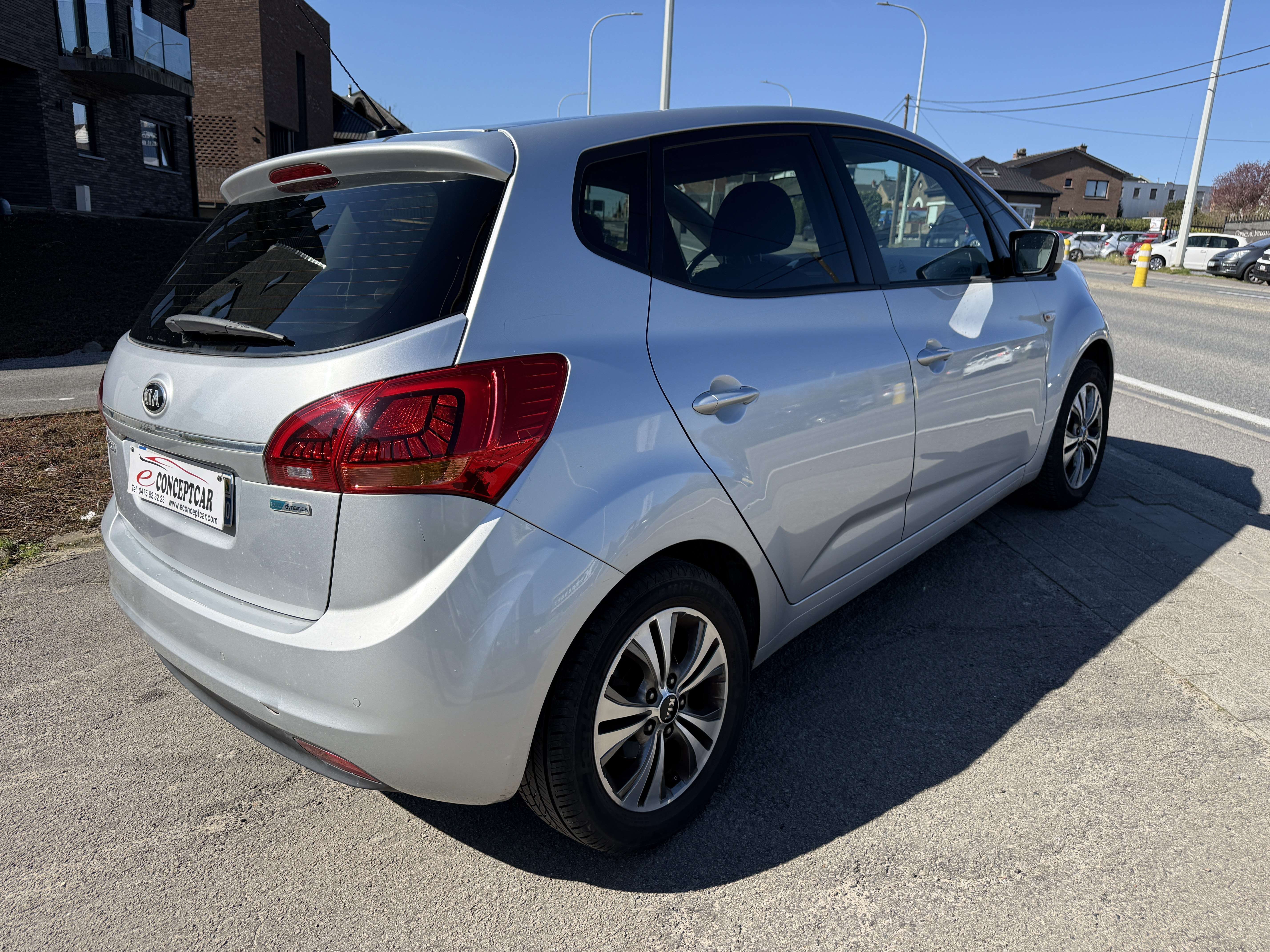 Kia Venga Venga 1.4i Sense