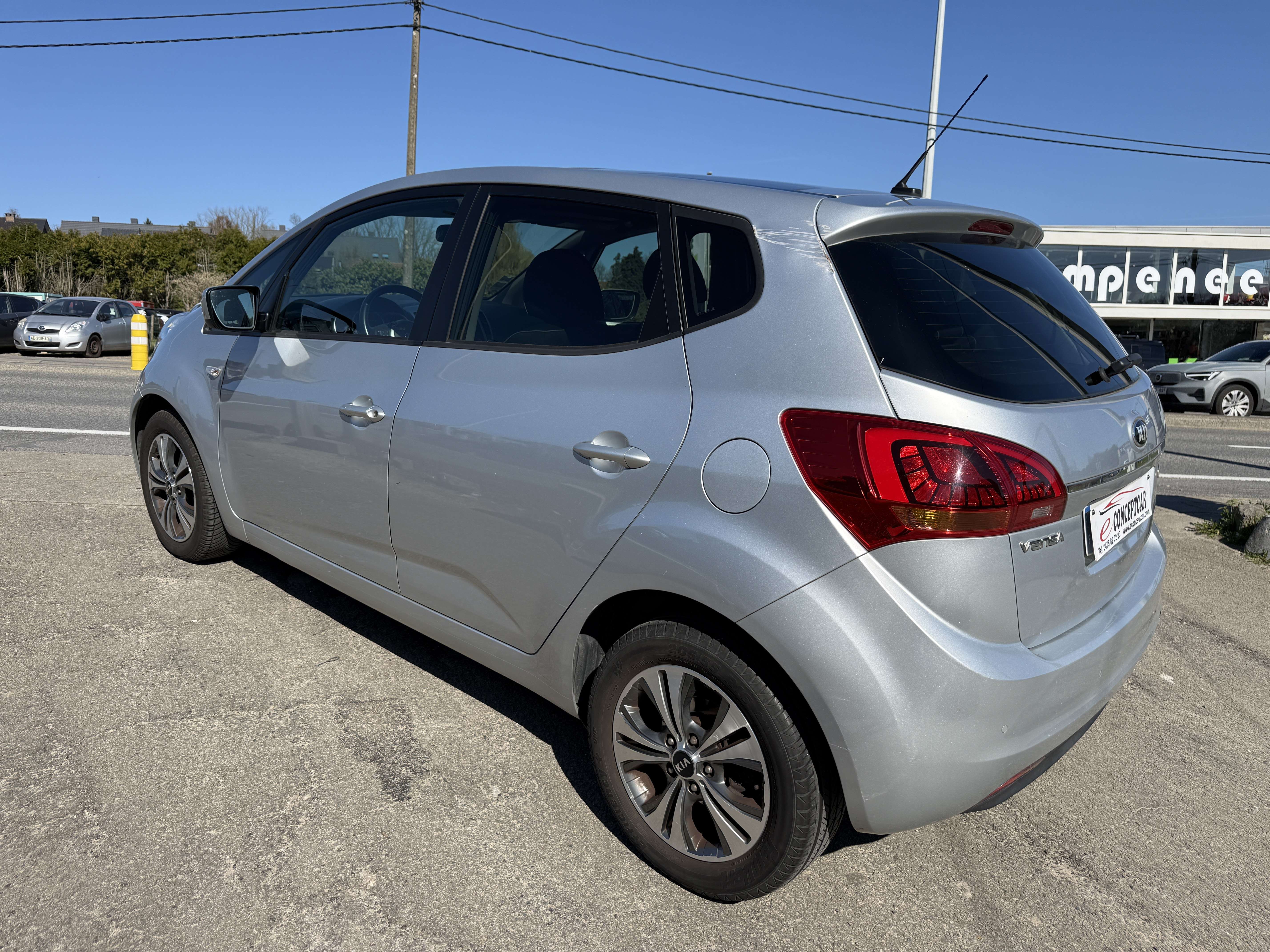 Kia Venga Venga 1.4i Sense