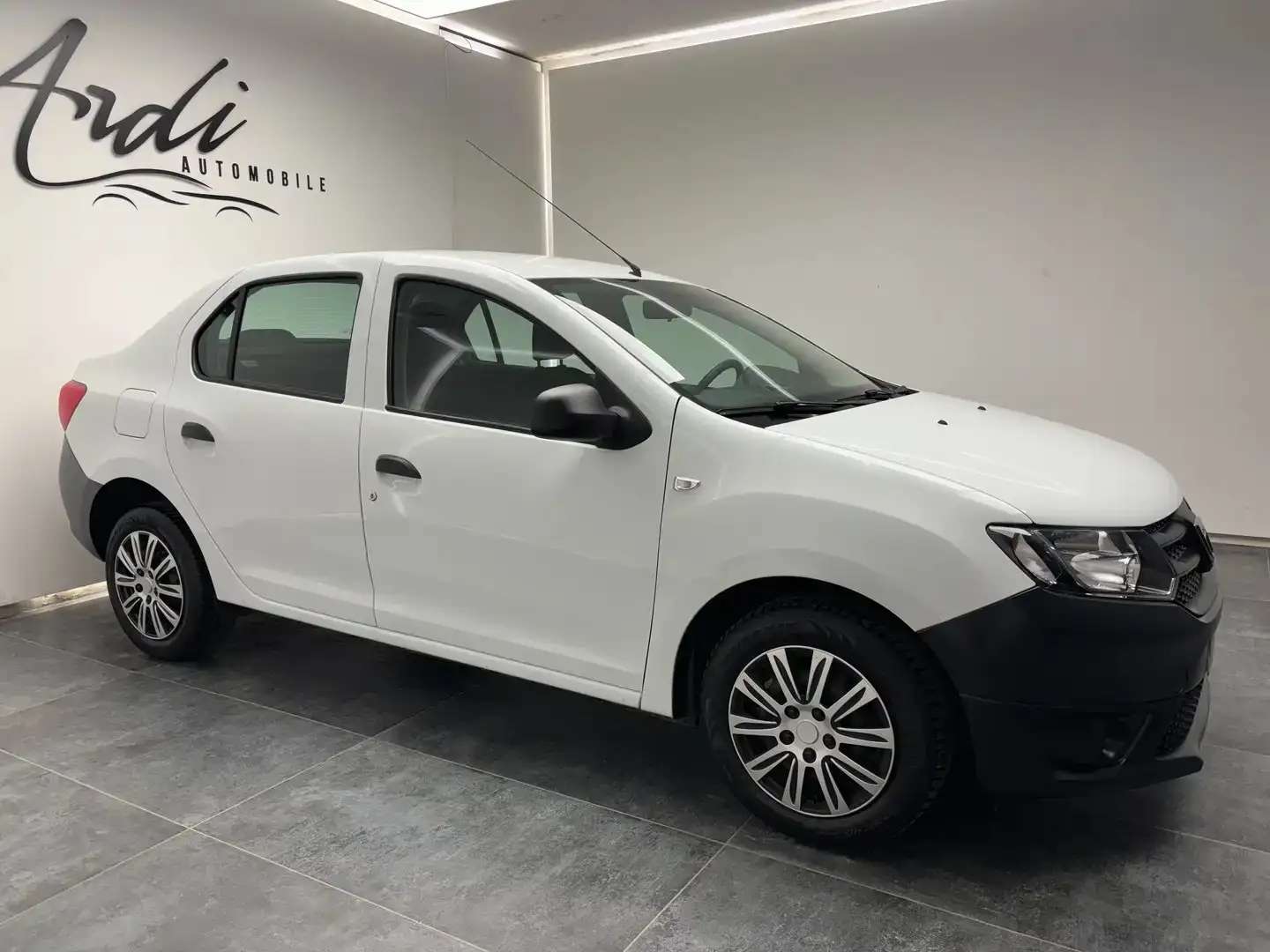 Dacia Logan 1.2i *GARANTIE 12 MOIS*