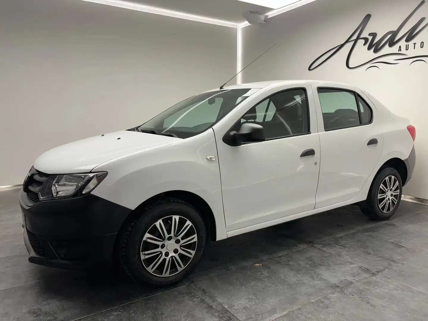 Dacia Logan 1.2i *GARANTIE 12 MOIS*