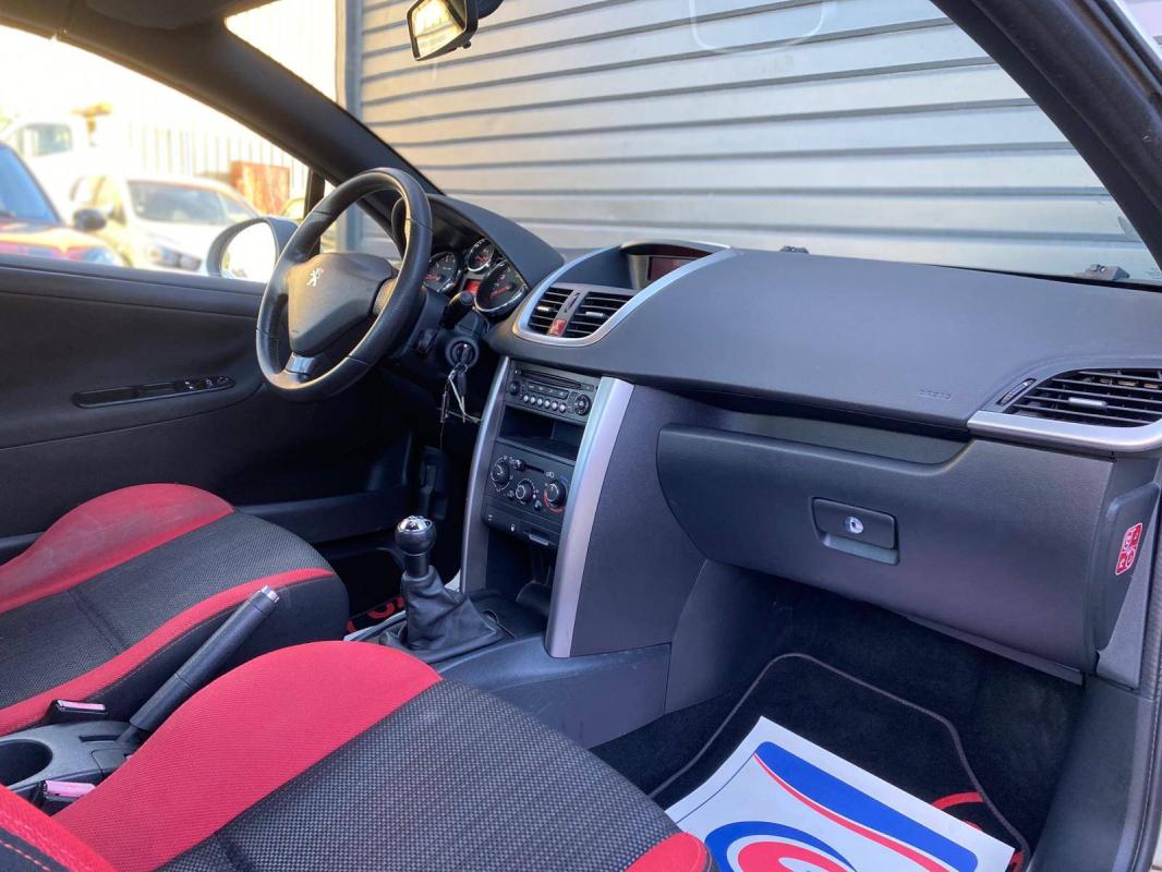 Peugeot 207 1.6 VTi 16v Série 64