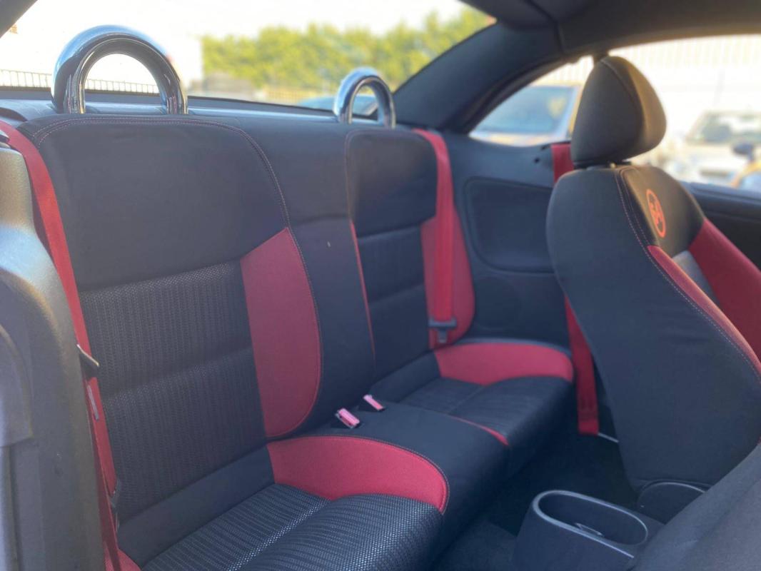 Peugeot 207 1.6 VTi 16v Série 64
