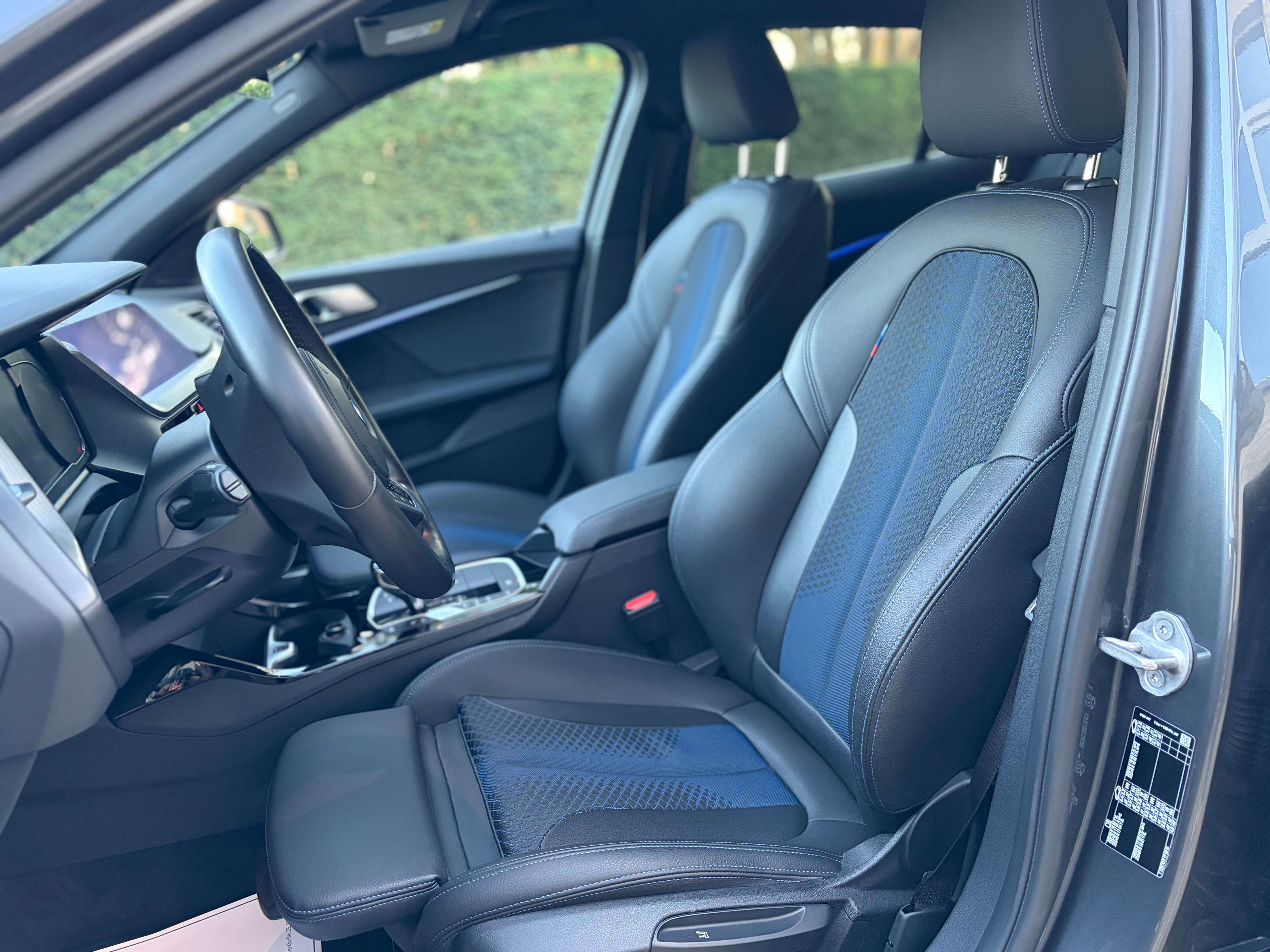 BMW 116 116 d M-sport Automaat  ### 53000 km ###