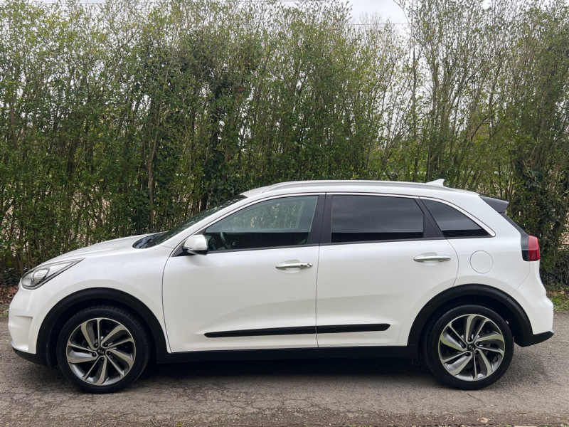 Kia NIRO 1.6 GDI 105CH ISG + ELECTRIQUE 43.5CH PREMIUM DCT6