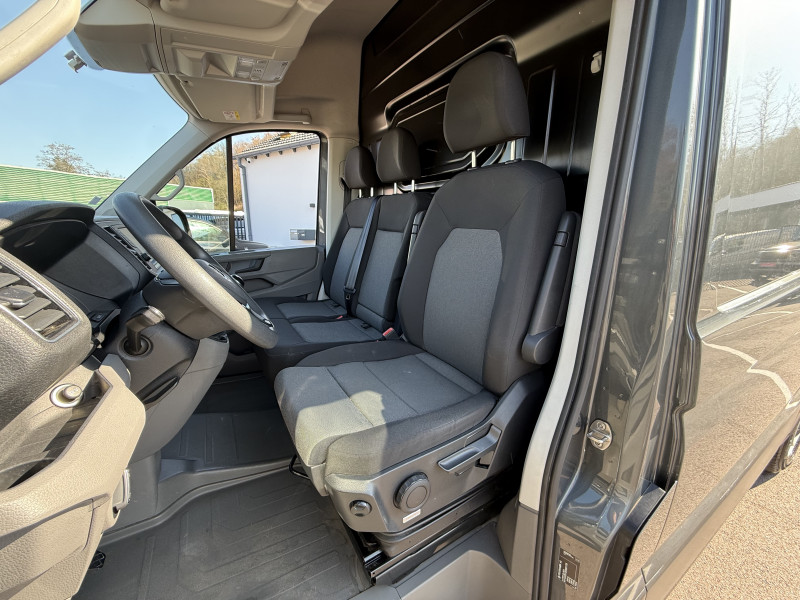 Volkswagen CRAFTER FG 30 L3H3 2.0 TDI 140CH BUSINESS LINE PLUS TRACTION
