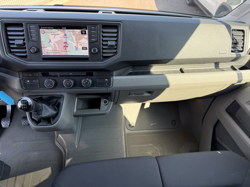 Volkswagen CRAFTER FG 30 L3H3 2.0 TDI 140CH BUSINESS LINE PLUS TRACTION