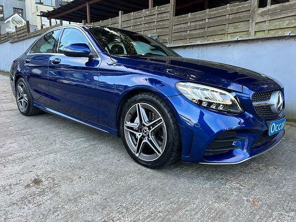 Mercedes-Benz C 160 Pack AMG Line 9 G-Tronic 130cv Automatique