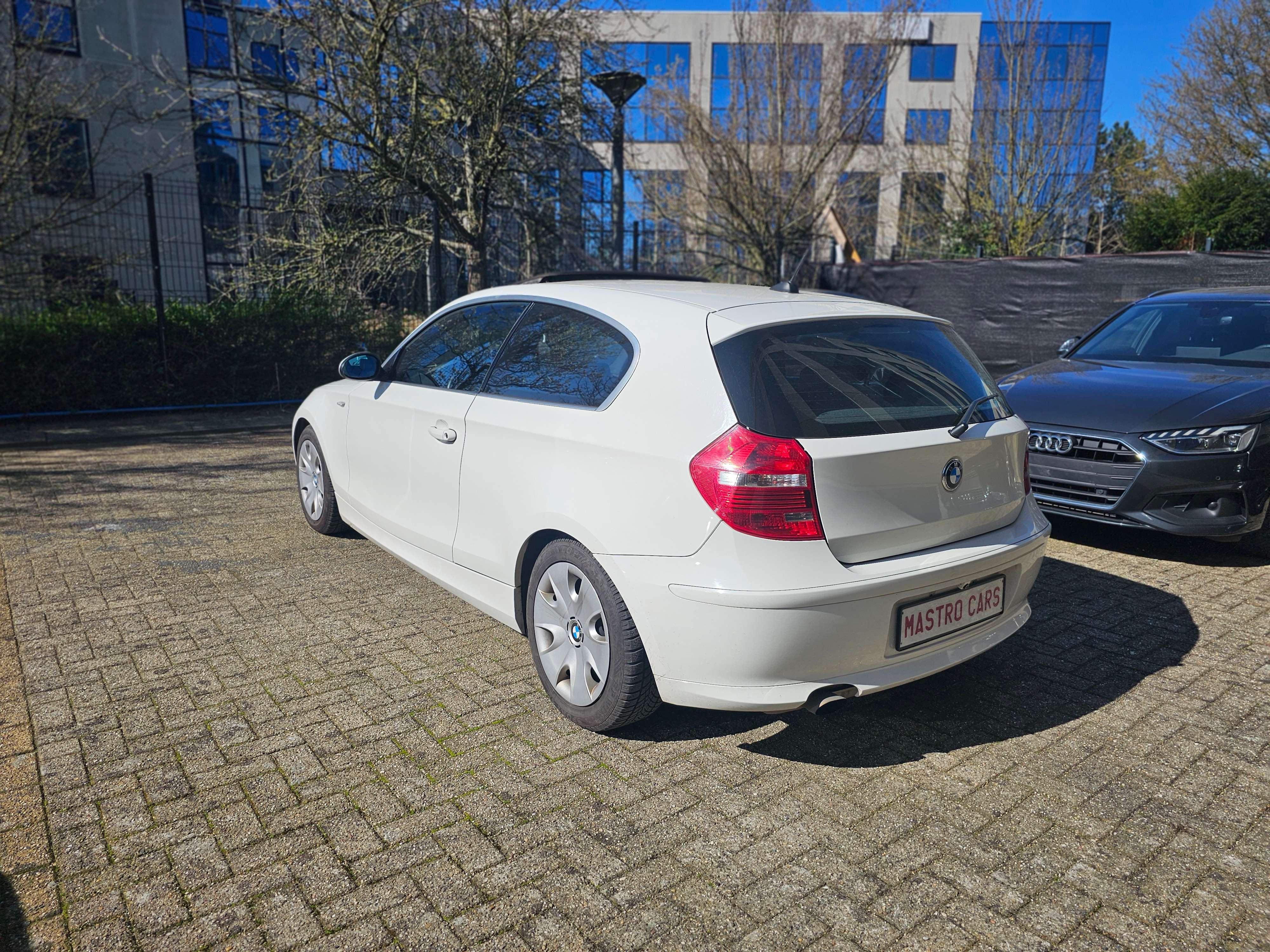 BMW 118 118i
