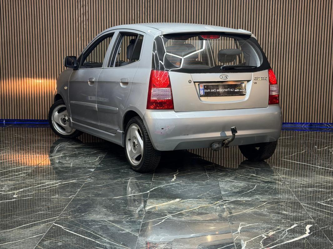 Kia Picanto 1.1 EX 4pl A