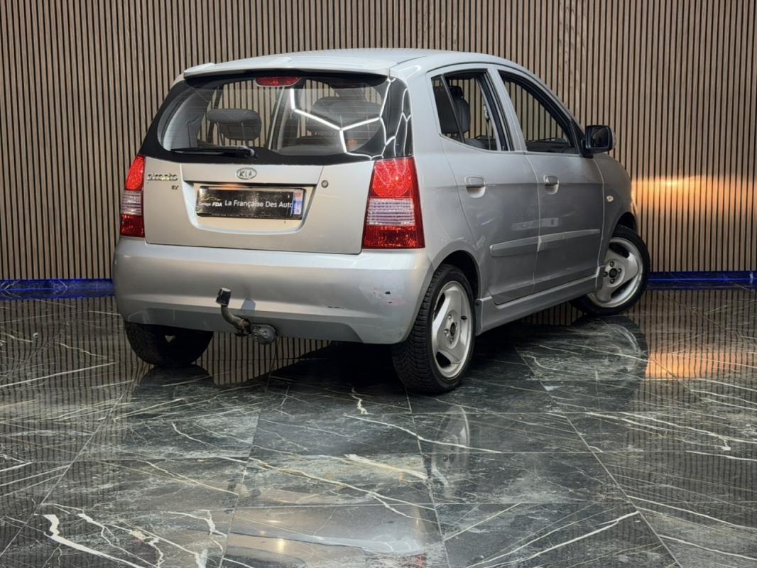 Kia Picanto 1.1 EX 4pl A