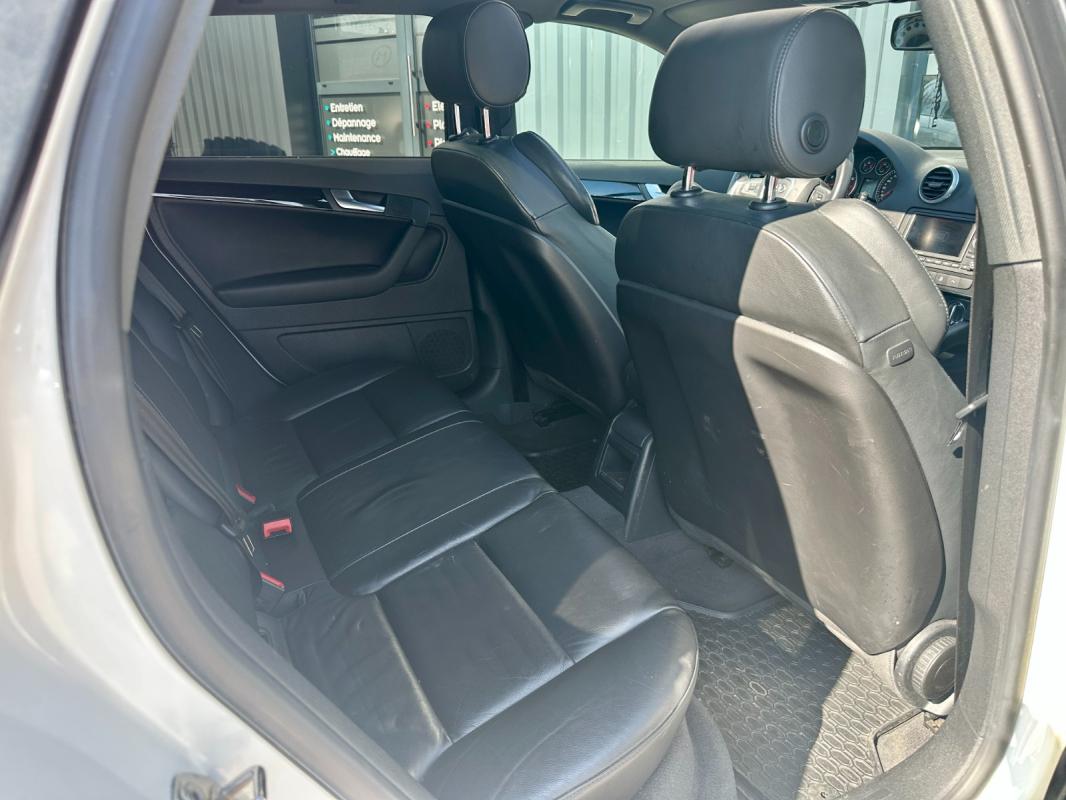 Audi A3 2.0 TFSI 200 S line - 2009 160 000 km Garantie