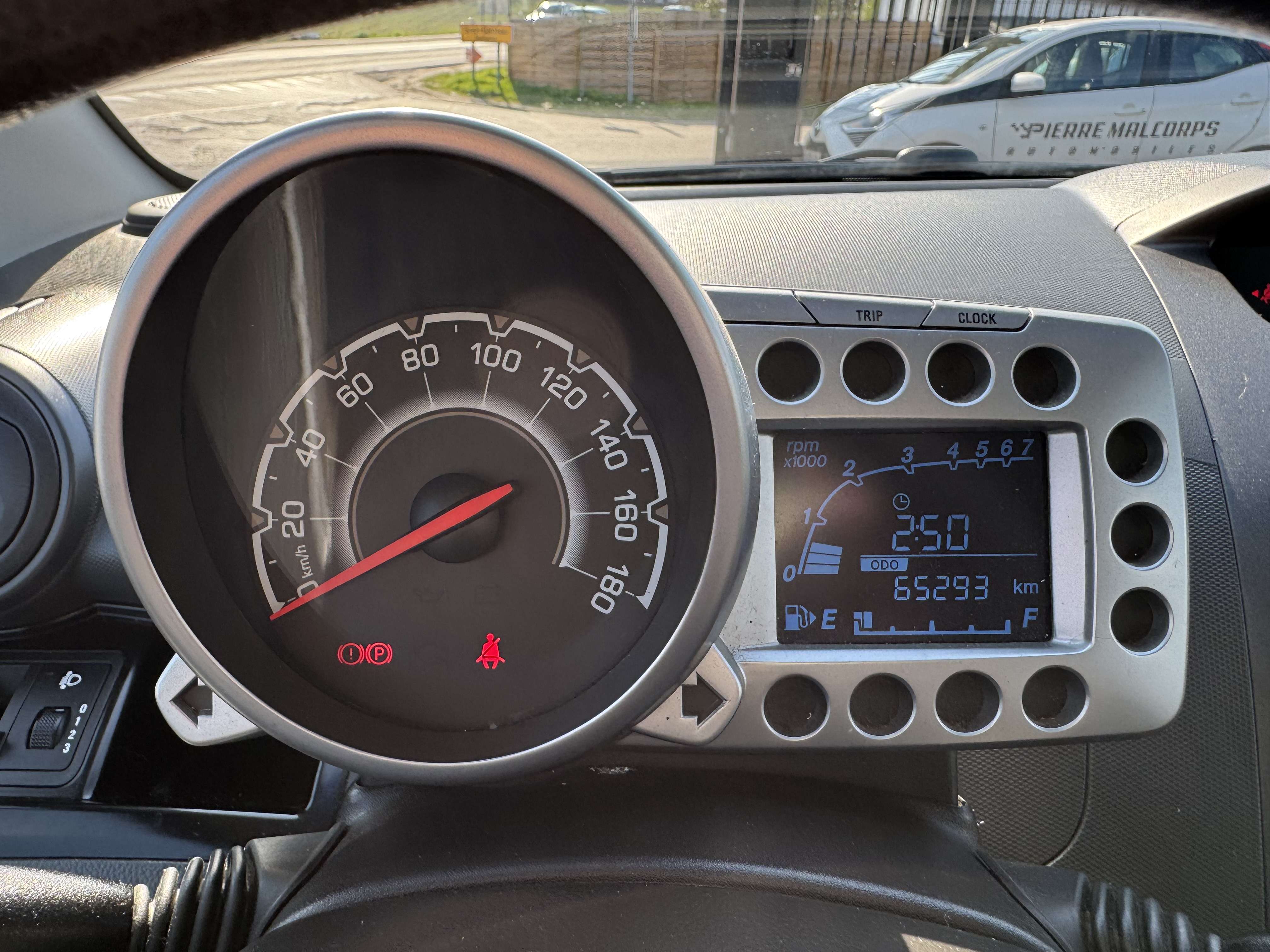 Chevrolet Spark 1.0i LS / GARANTIE / AIRCO / RADIO / USB / CD