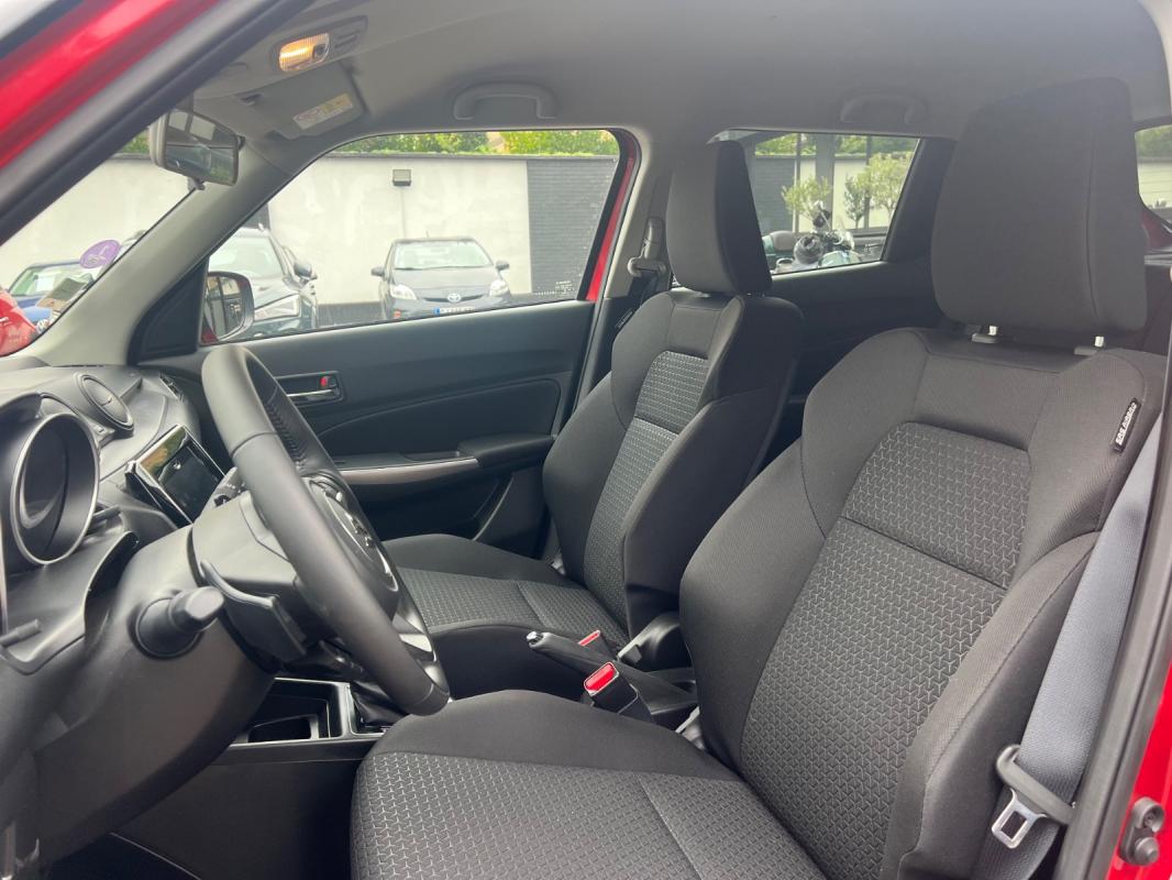 Suzuki Swift 1,2 83 Ch Dualjet Hybride Auto Pack