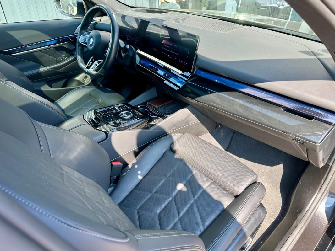 Bmw Serie 5 530e PHEV 299 ch BVA8 M Sport - 2024 98 500 km Garantie