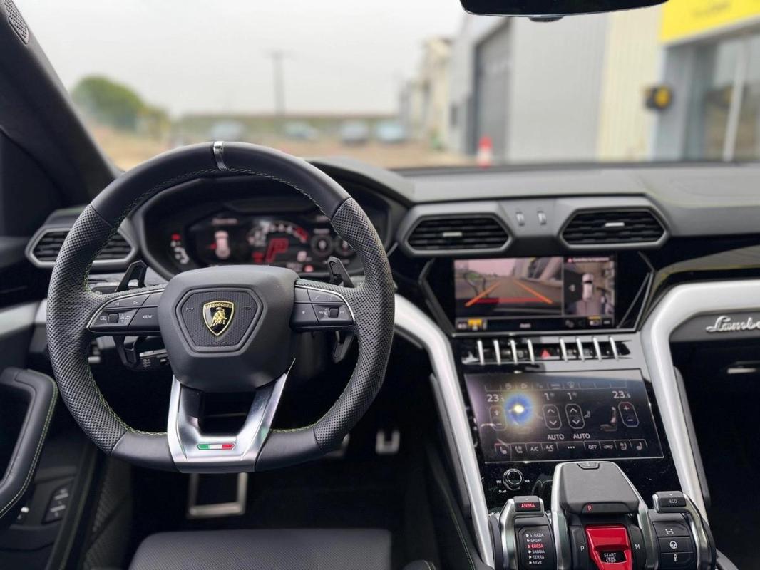 Lamborghini Urus 4.0 V8 650 ch Biturbo - TOIT OUVRANT BANG & OLUFSEN CAMERA DE RECUL