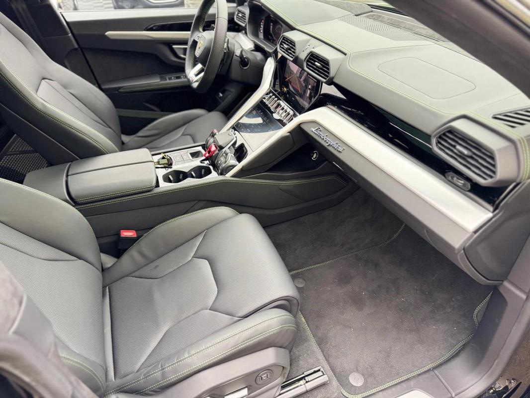Lamborghini Urus 4.0 V8 650 ch Biturbo - TOIT OUVRANT BANG & OLUFSEN CAMERA DE RECUL