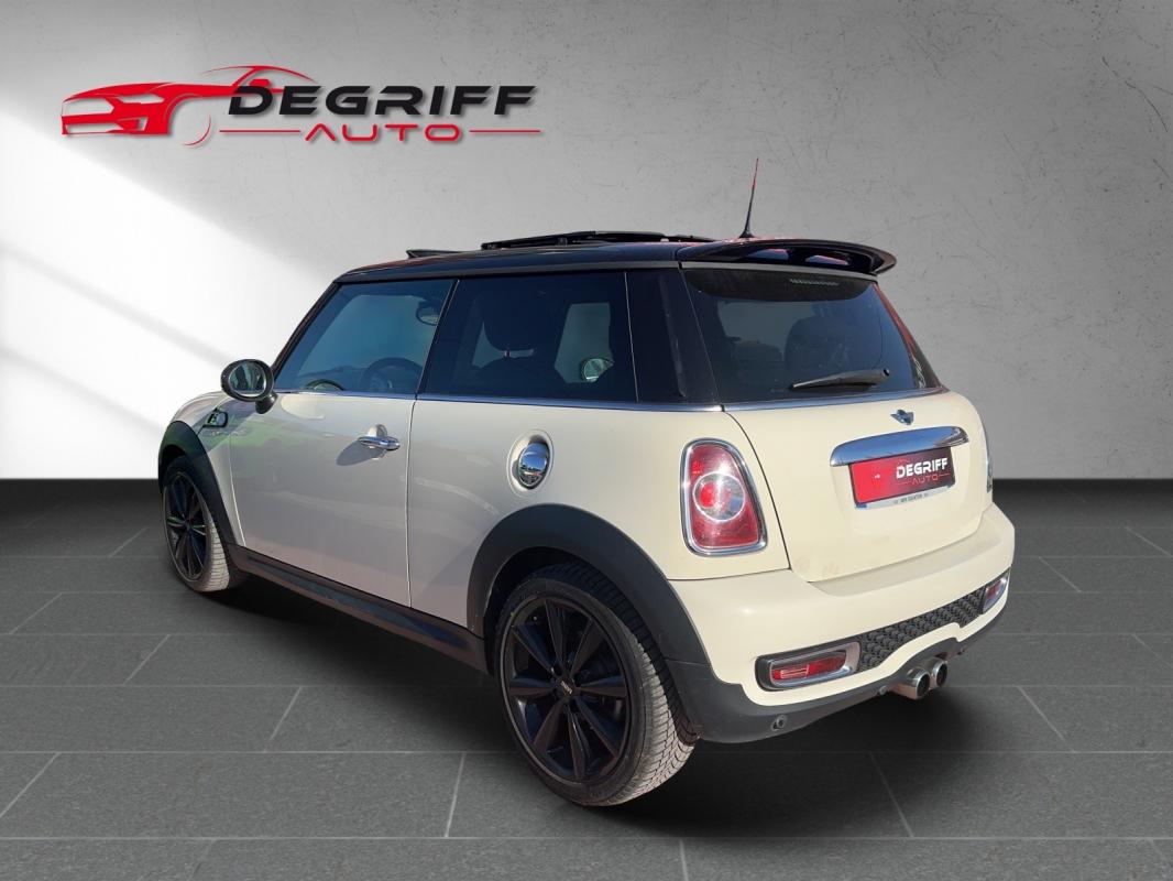 Mini Mini R56 184 ch Cooper S Hyde Park