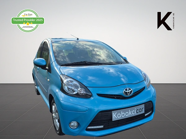 Toyota Aygo 1.0i Color Edition - Petit Budget Fiable et Faible Conso - Garantie 12 Mois avec Entretien Effectué - Zone LEZ Ok