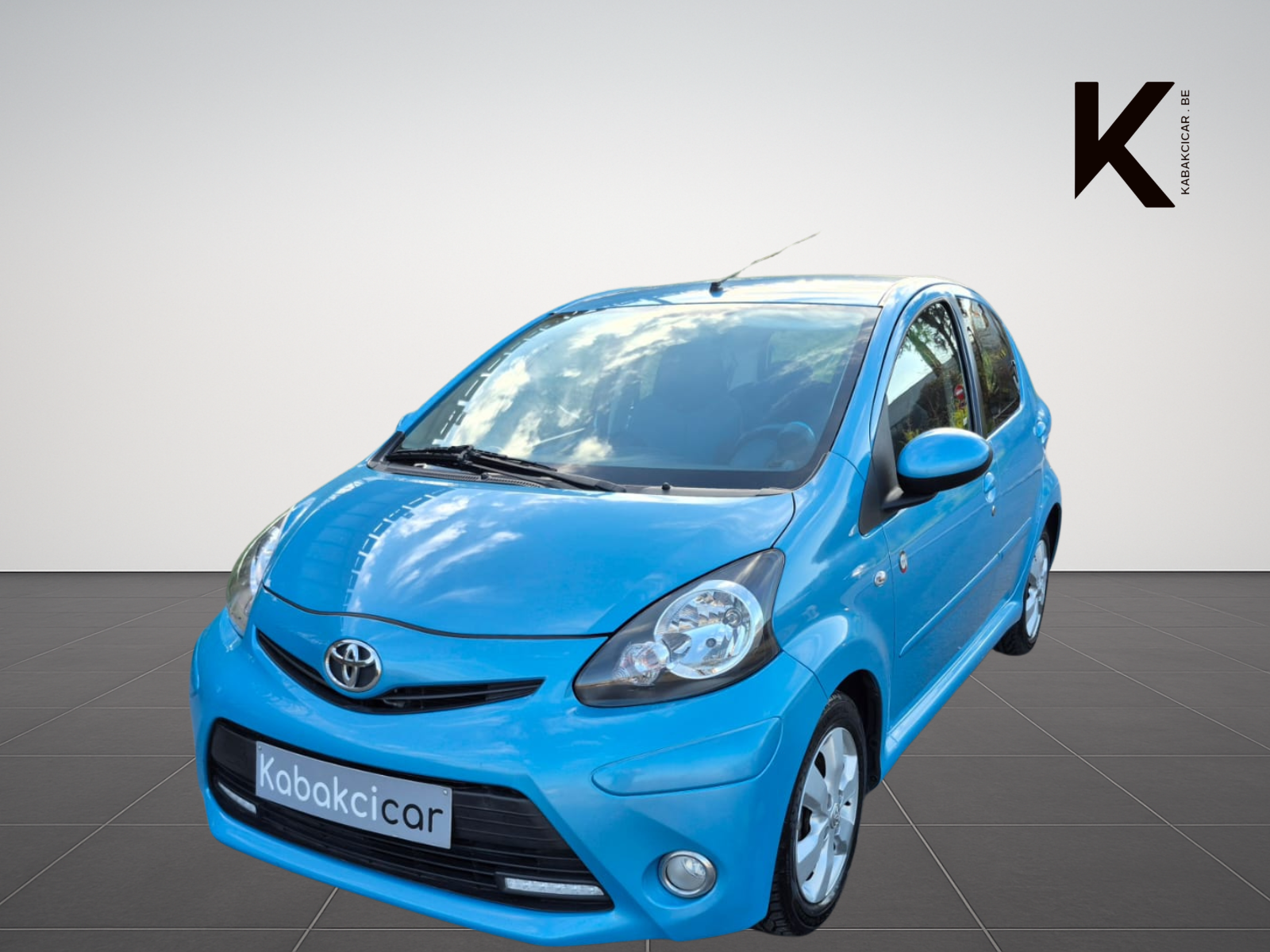 Toyota Aygo 1.0i Color Edition - Petit Budget Fiable et Faible Conso - Garantie 12 Mois avec Entretien Effectué - Zone LEZ Ok