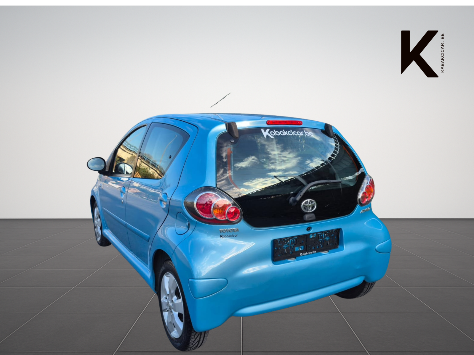 Toyota Aygo 1.0i Color Edition - Petit Budget Fiable et Faible Conso - Garantie 12 Mois avec Entretien Effectué - Zone LEZ Ok
