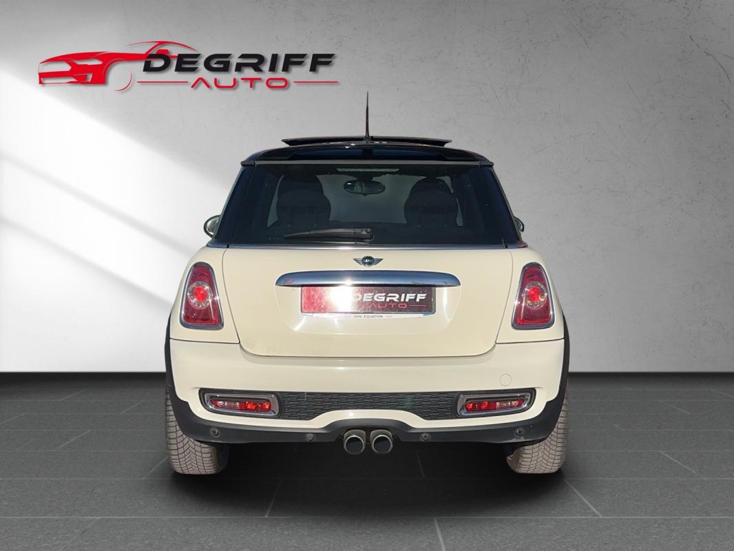 Mini Mini R56 184 ch Cooper S Hyde Park