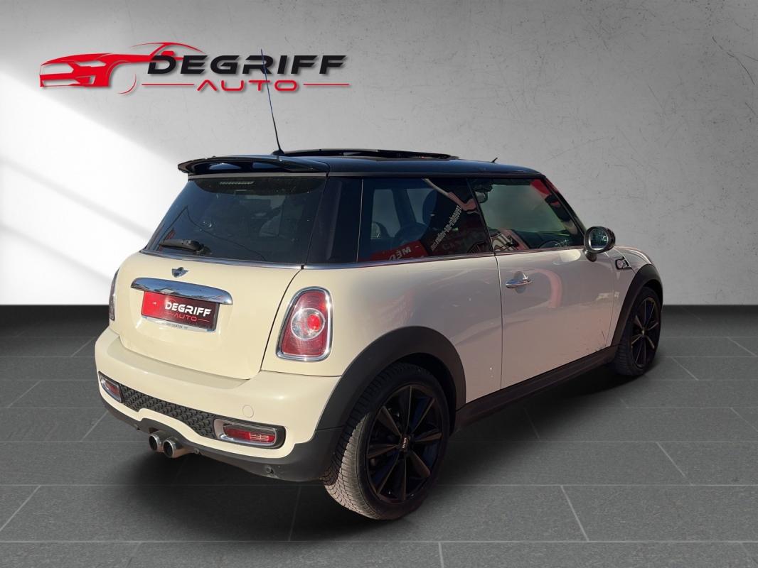 Mini Mini R56 184 ch Cooper S Hyde Park
