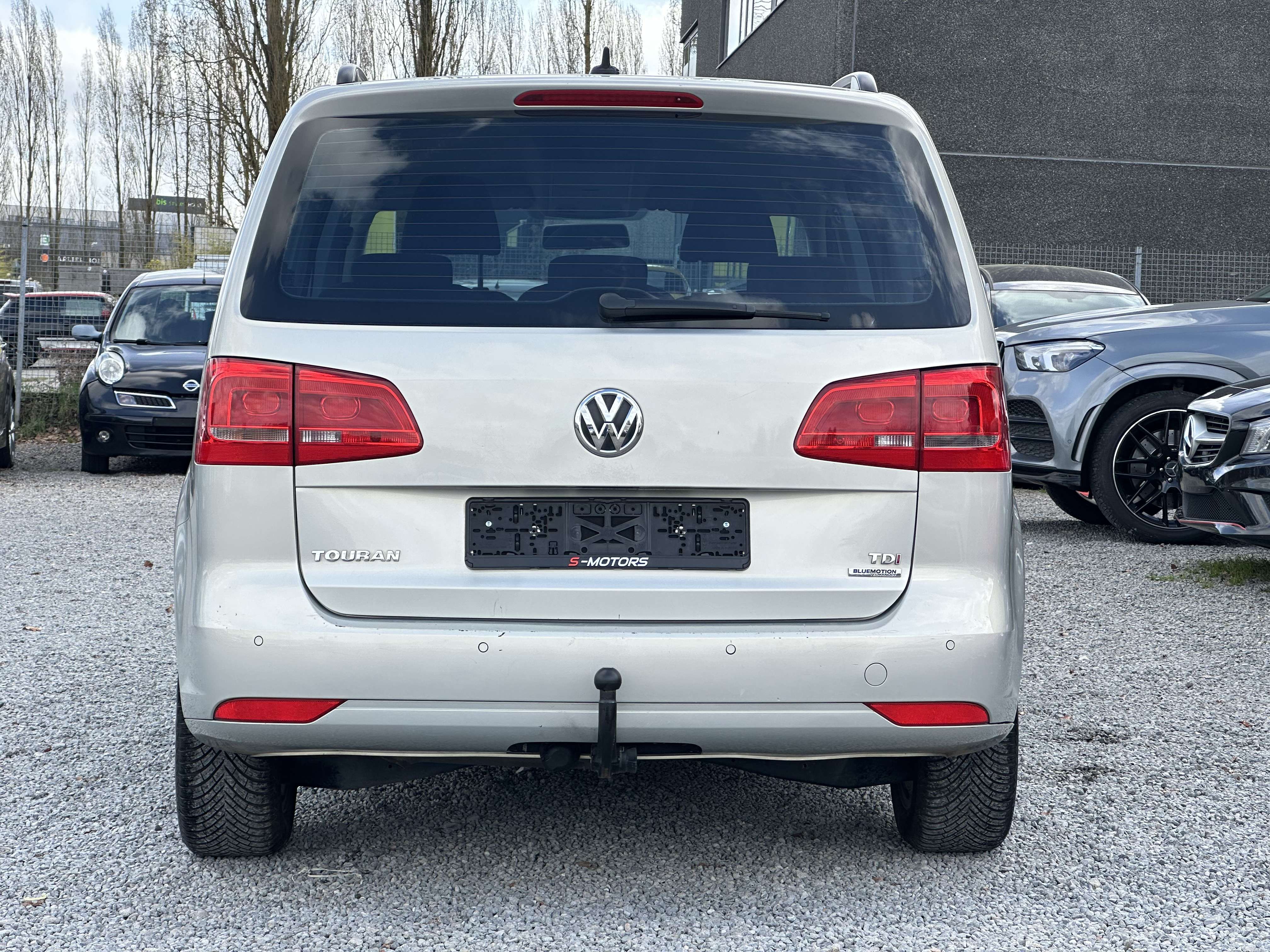 Volkswagen Touran 1.6 CR TDi • AUTOMATIQUE • TRES PROPRE